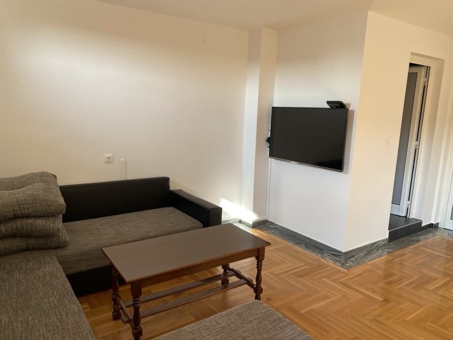 kuća: osijek, retfala, katnica, 292.00 m2 (+ stan u dvorištu 80.00m2) - slika 4