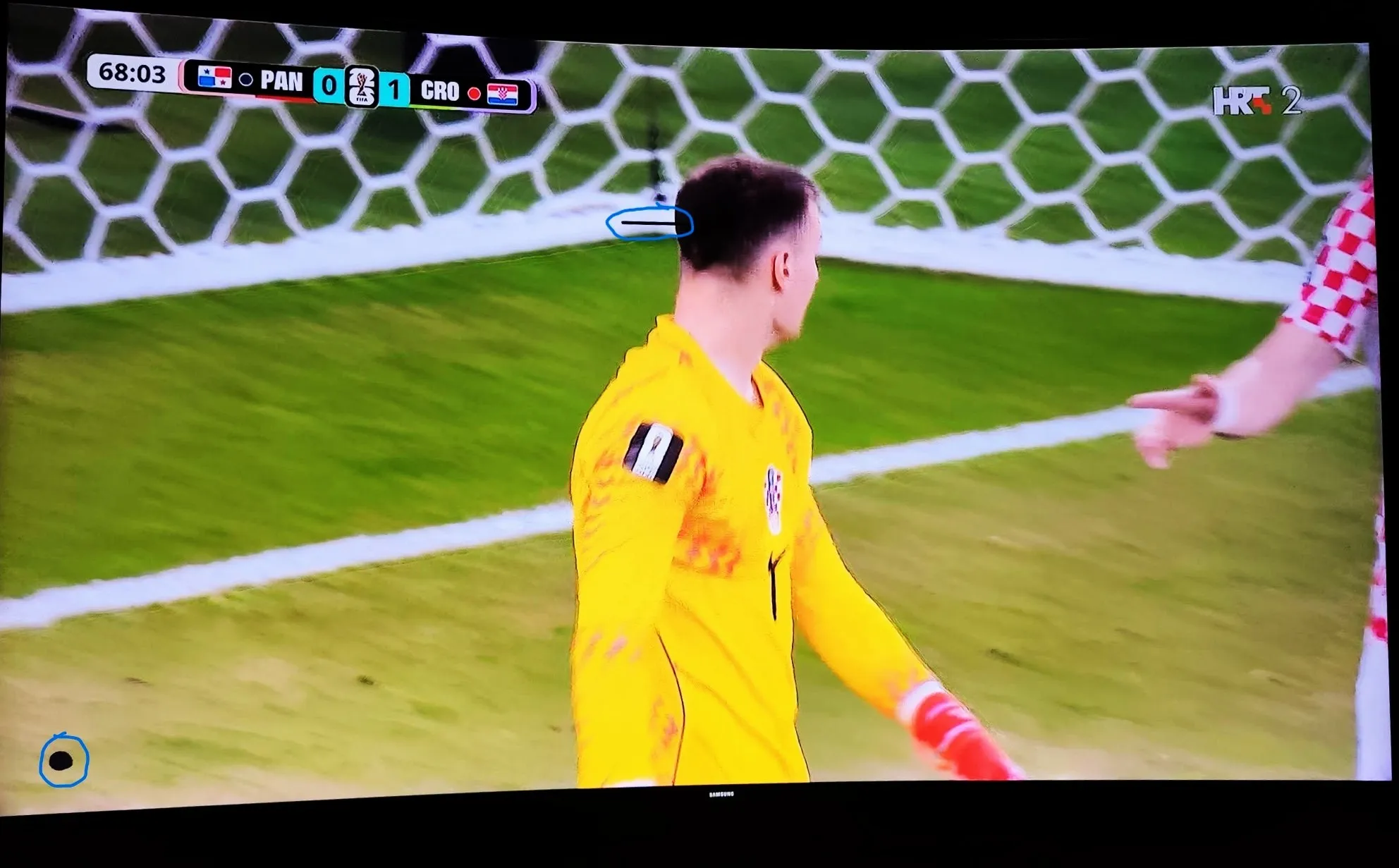 samsung zakrivljeni suhd 65" 165 cm 4k - slika 10