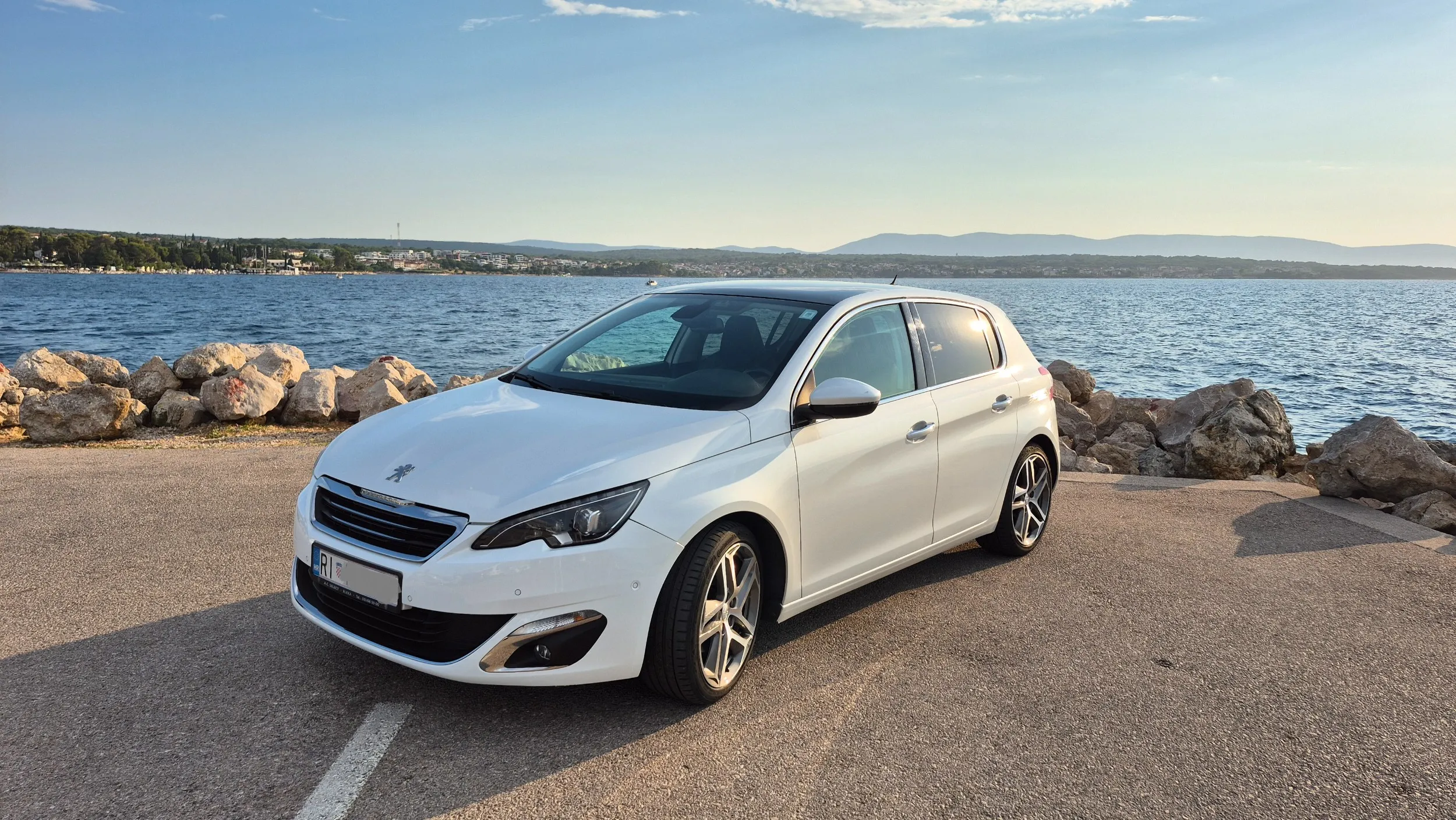 peugeot 308 1.6 thp allure 156 ks – 2013. – panorama – navigacija - slika 20