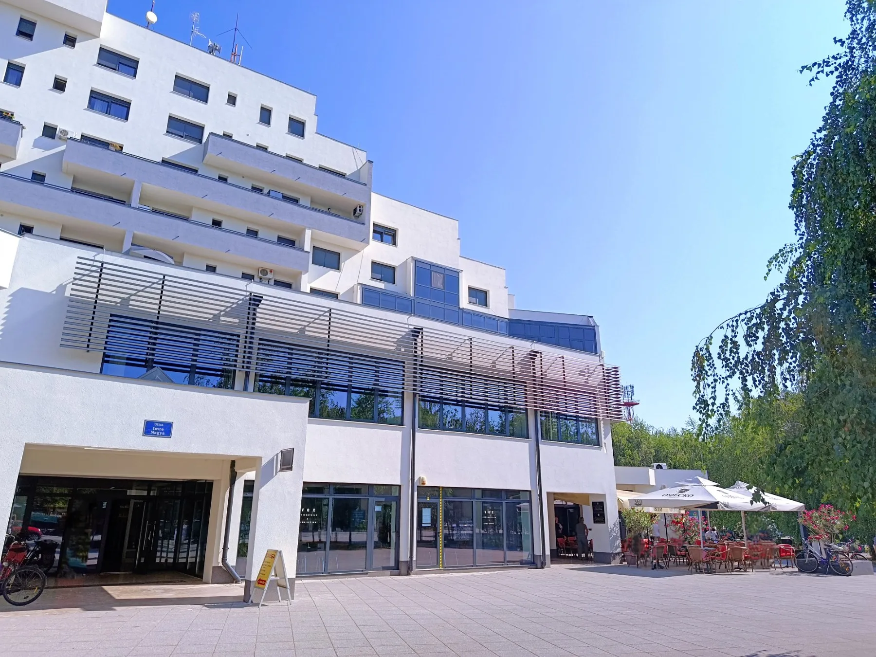 p r i l i k a !! beli manastir,strogi centar : poslovni prostor 186 m² - slika 7