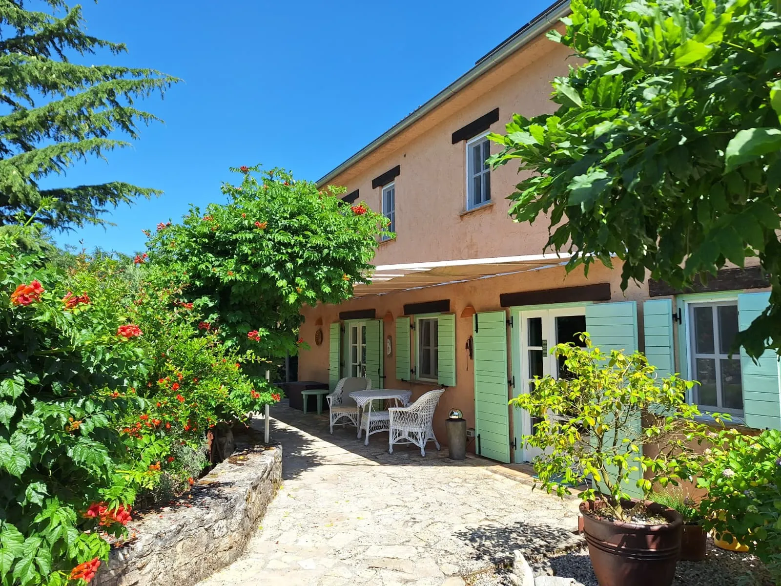 Kuća na kraju sela, 169 m2, na zemljištu od 900 m2, sa bazenom 30 m2 - Baderna, Poreč