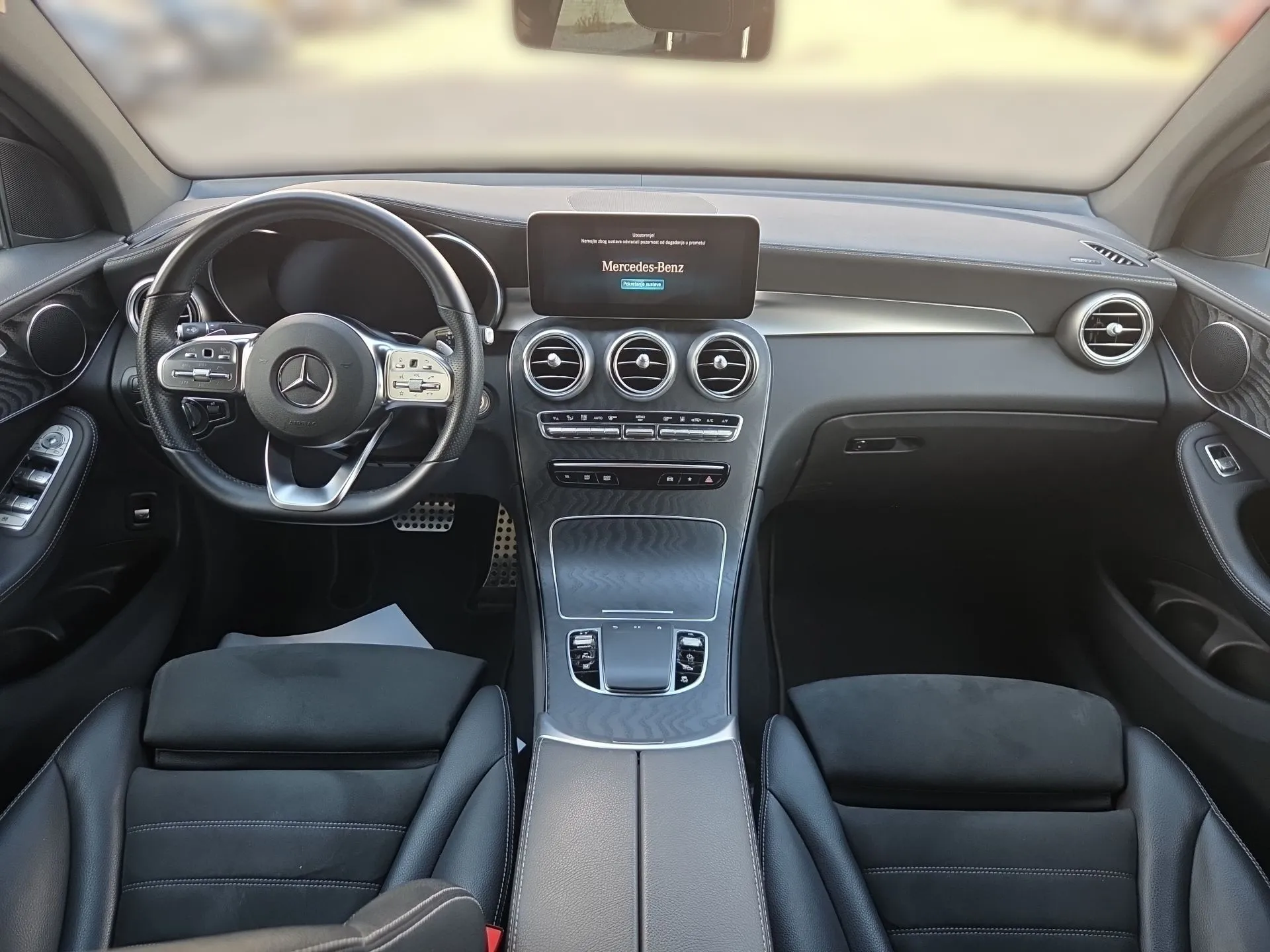 mercedes-benz glc plug-in hibrid 300de amg *registrirano* - slika 10