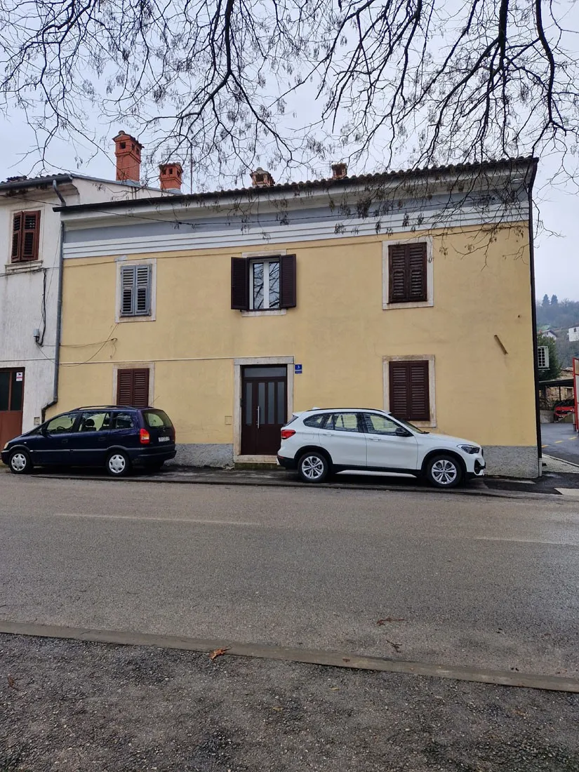 pazin, odlična lokacija, stan na 1. katu, 52,47m2, nije etažirano! - slika 10