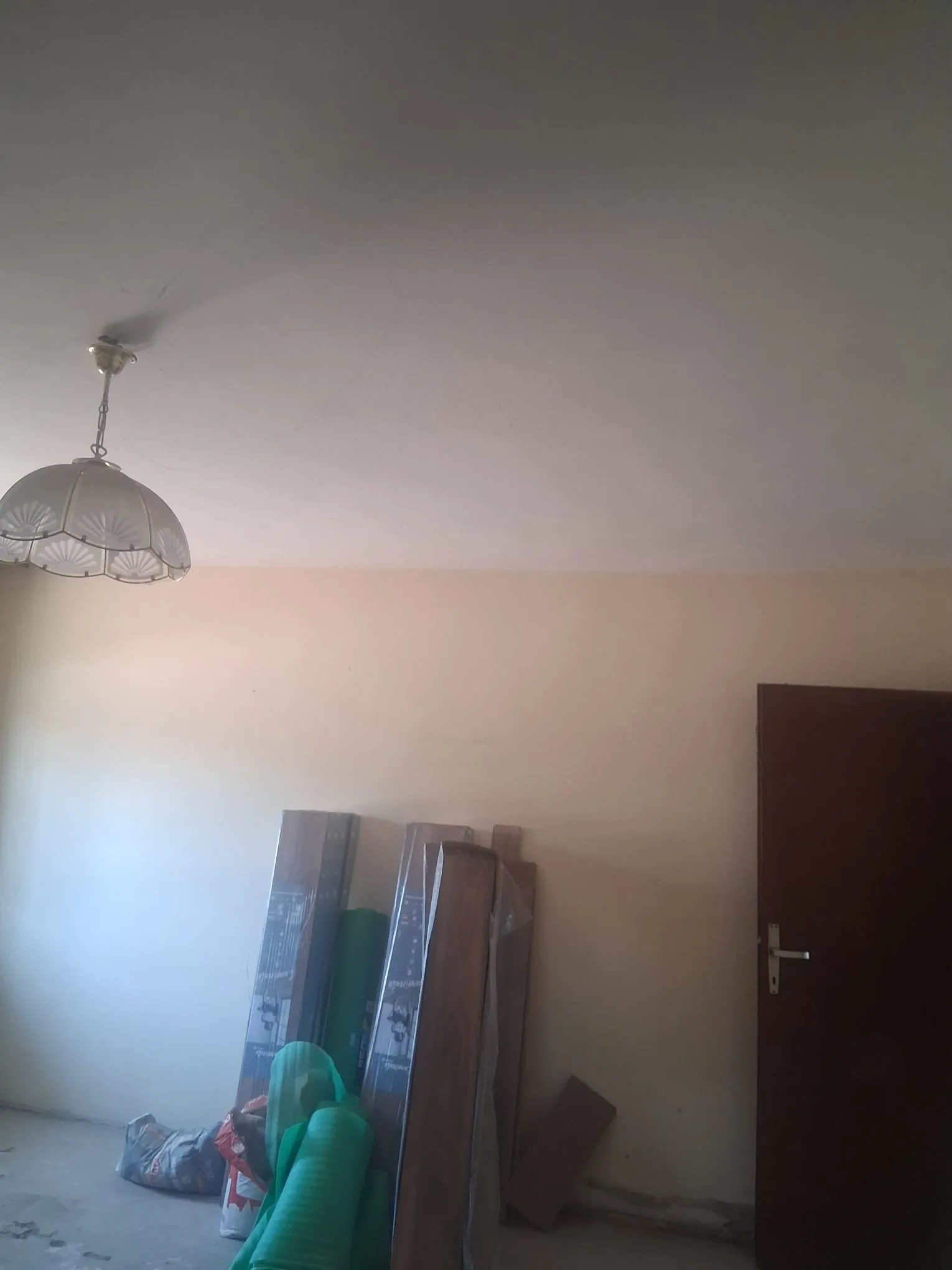prodajem 2 kuće na parceli od 2300m2 - slika 14