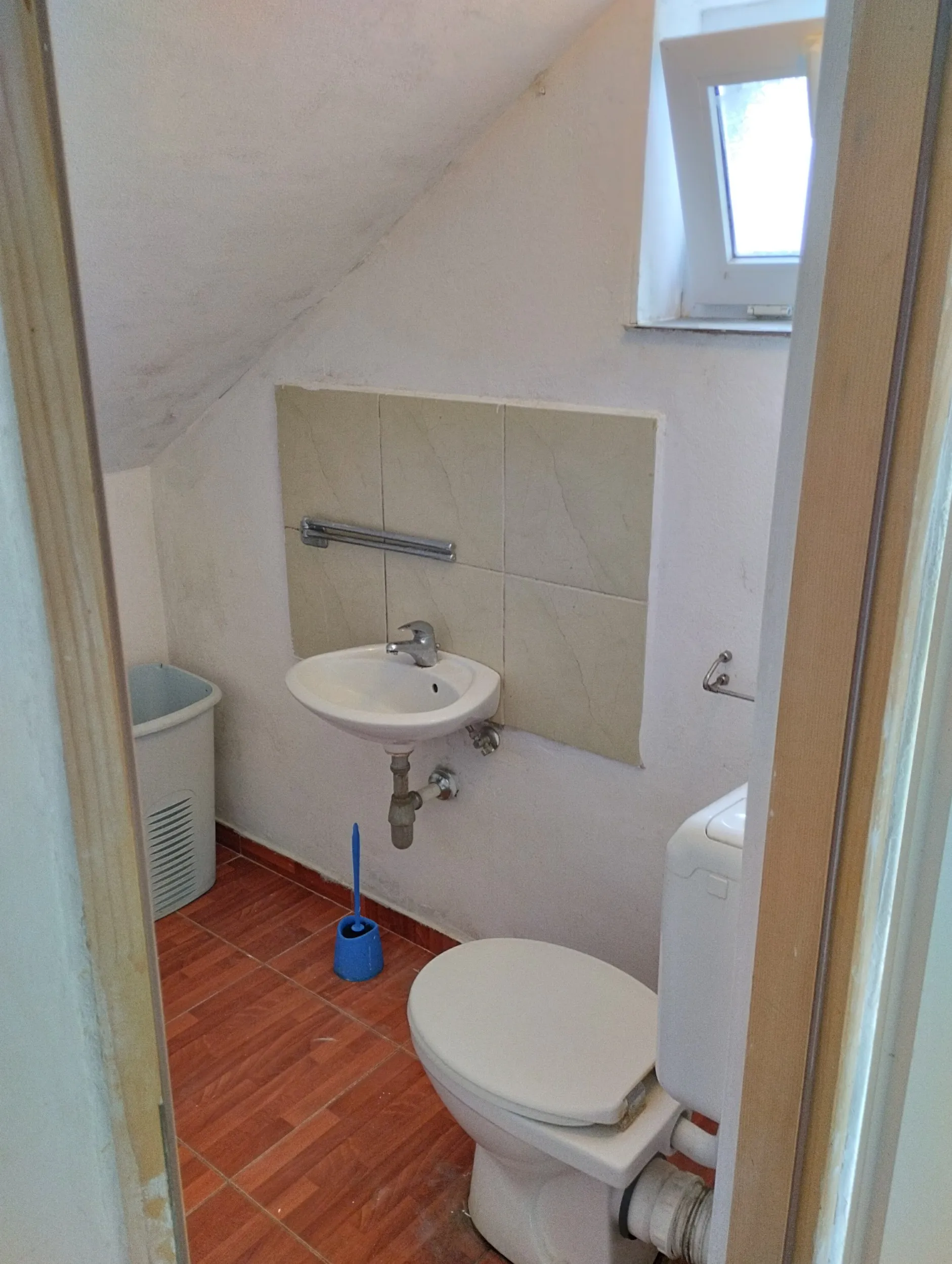 iznajmljujem stan za 9 radnika.loborika,pula.0915740002 - slika 8