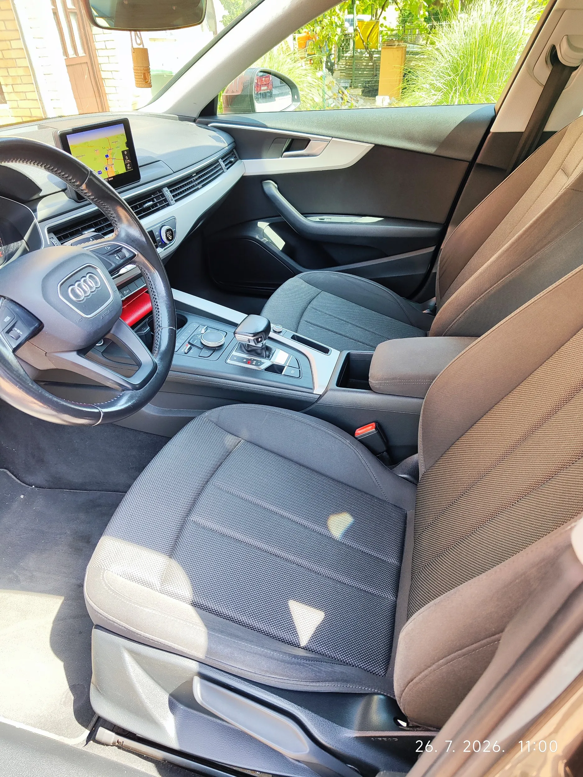 audi a4 b9, 2016g, diesel, 150 ks - slika 7
