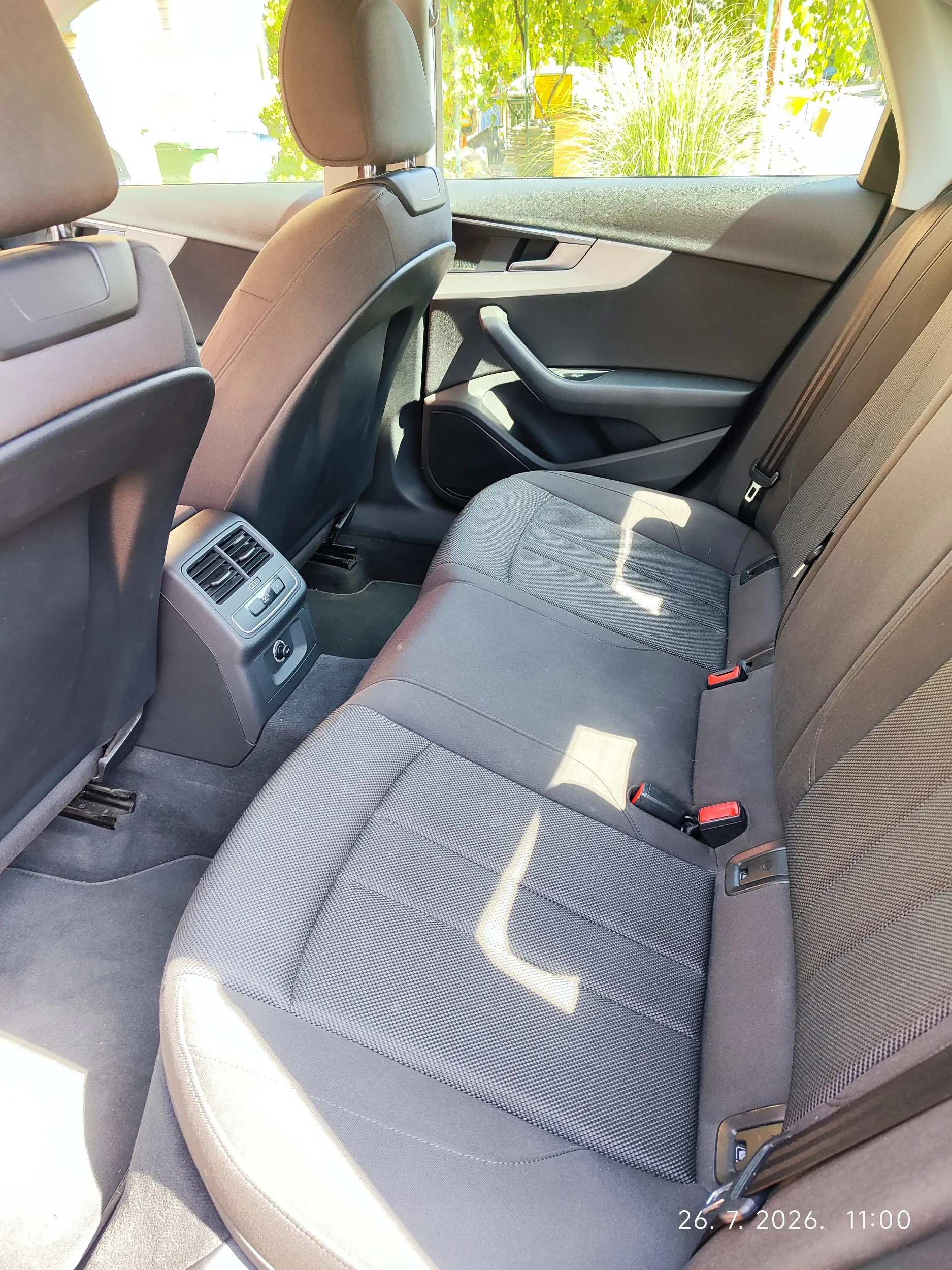 audi a4 b9, 2016g, diesel, 150 ks - slika 9