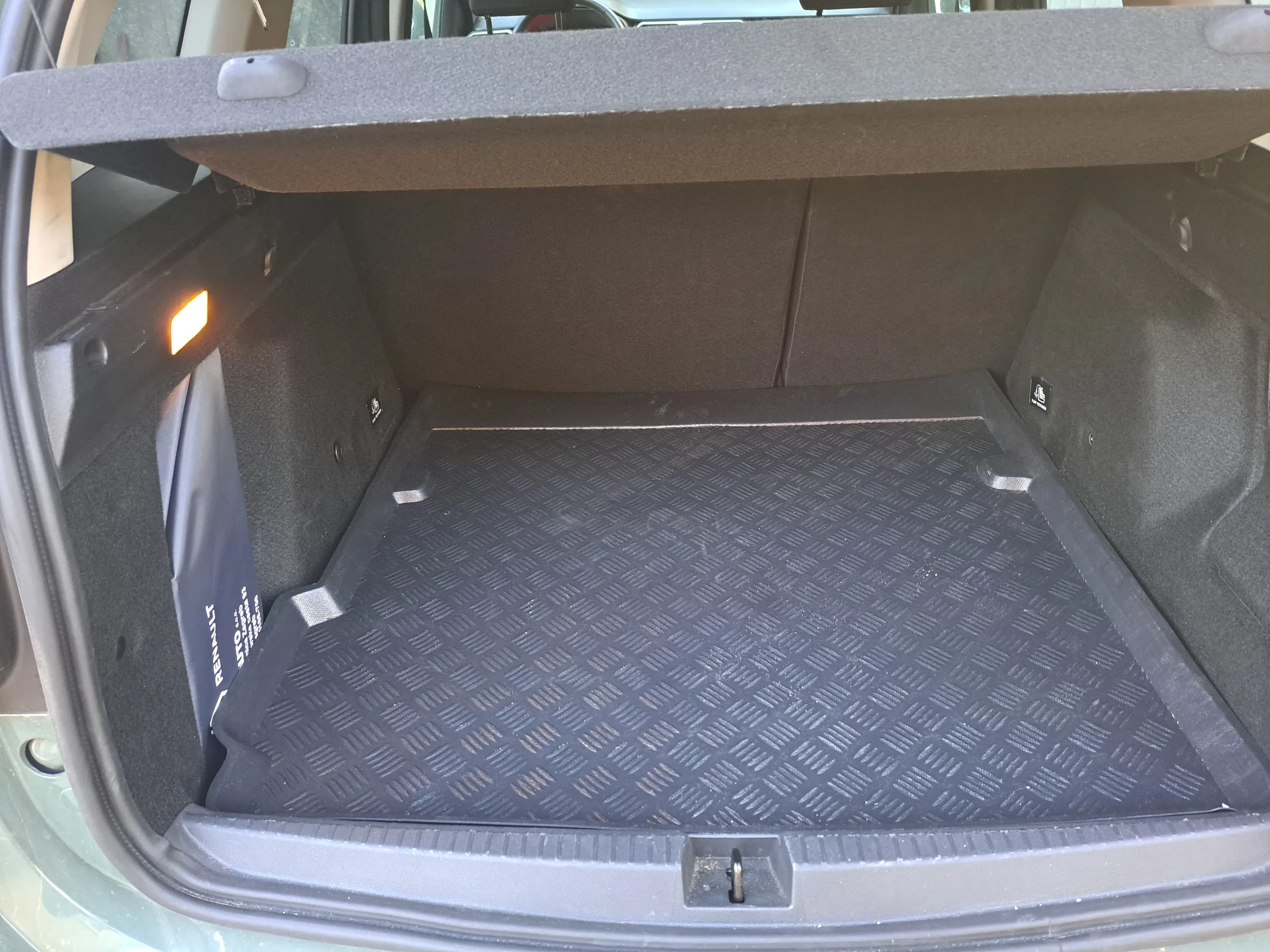 dacia duster mažen i pažen - slika 4