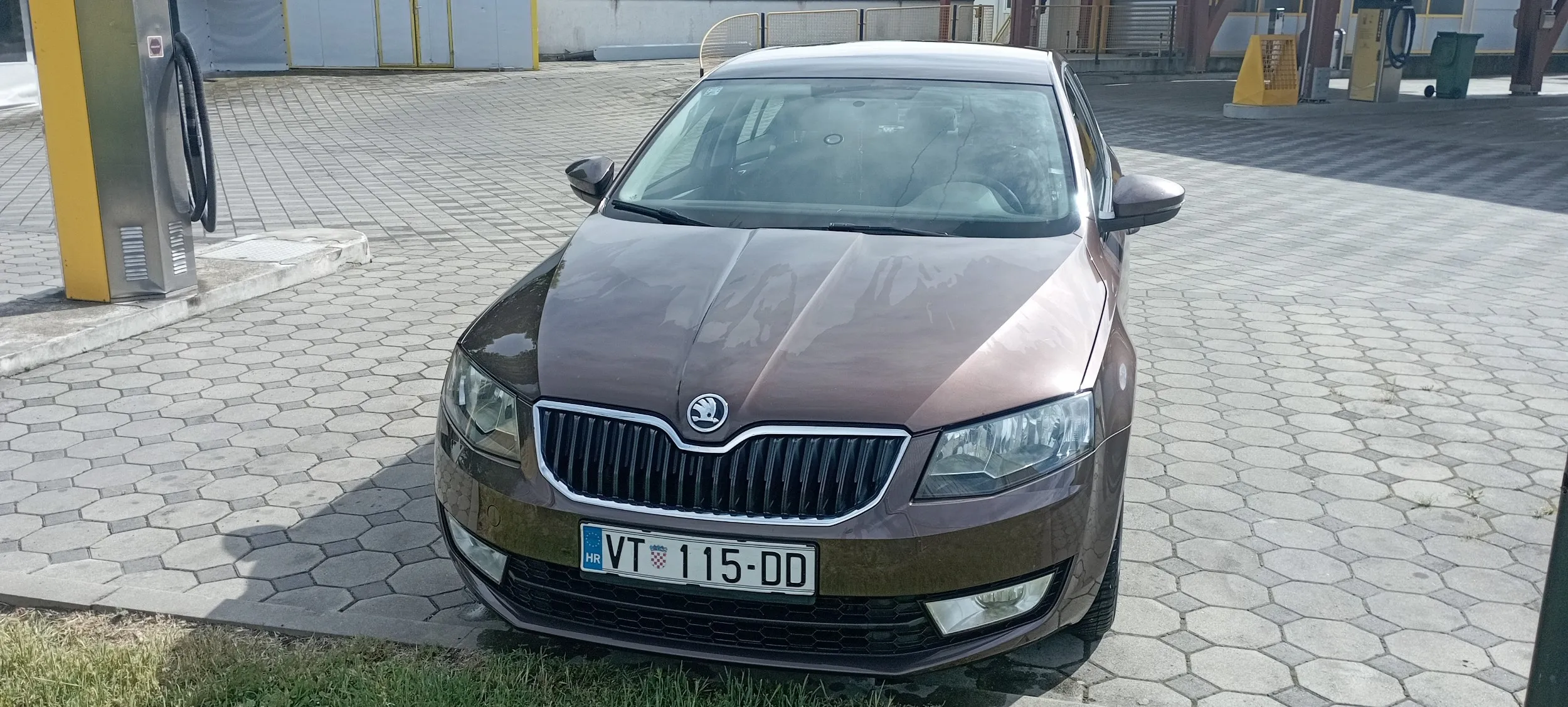 škoda octavia 1.6tdi - slika 9