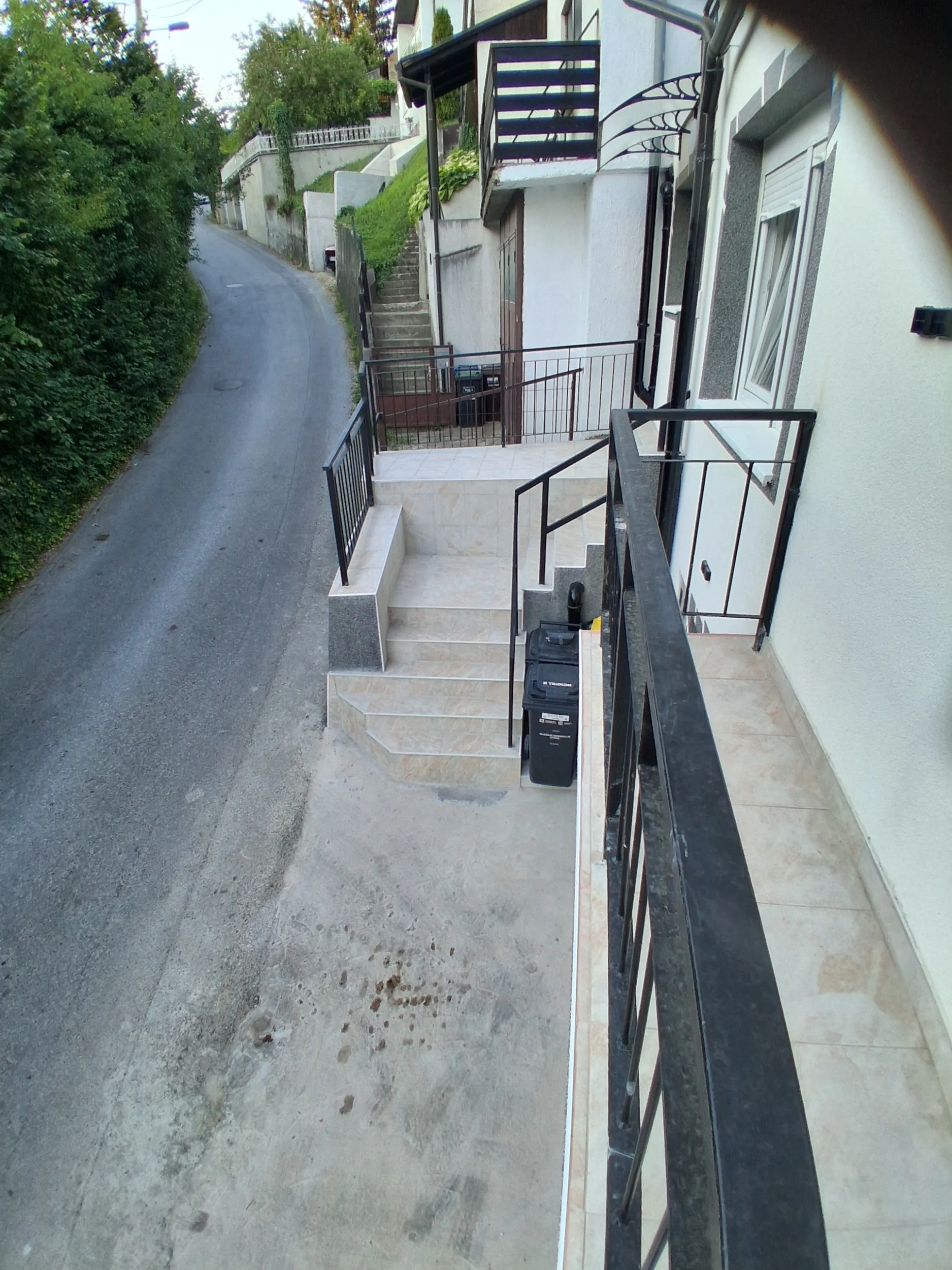 prodaja kuće - slika 8