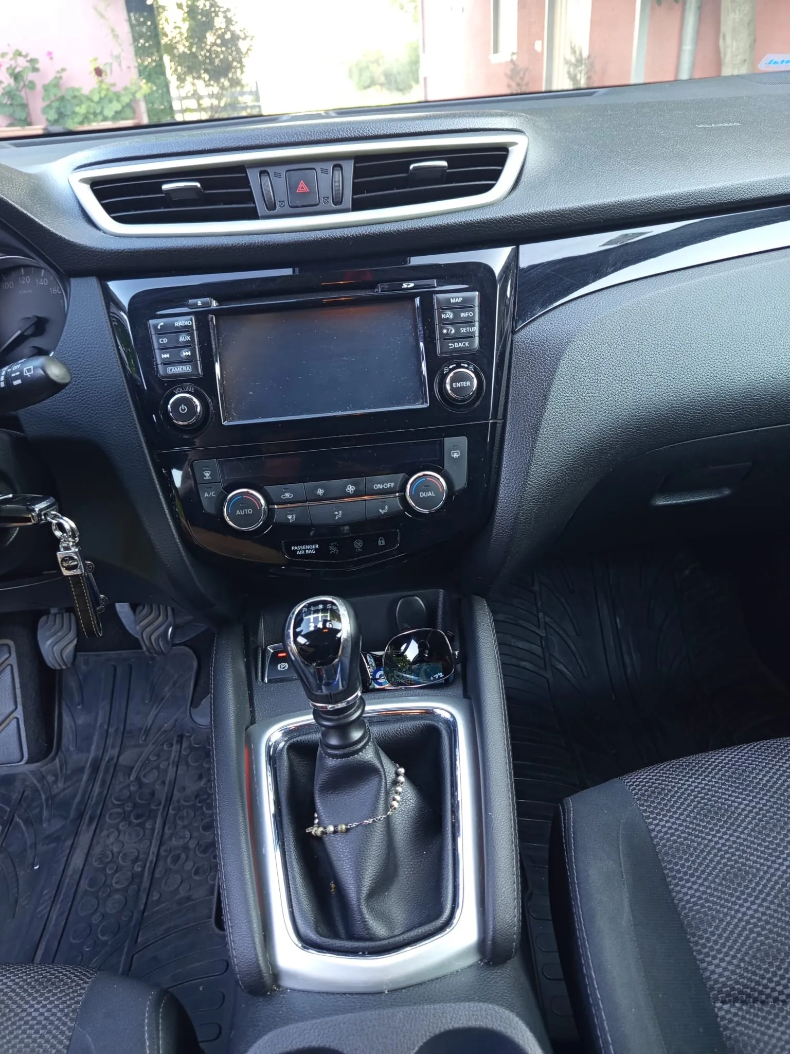 nissan qashqai 1.6dci - slika 11