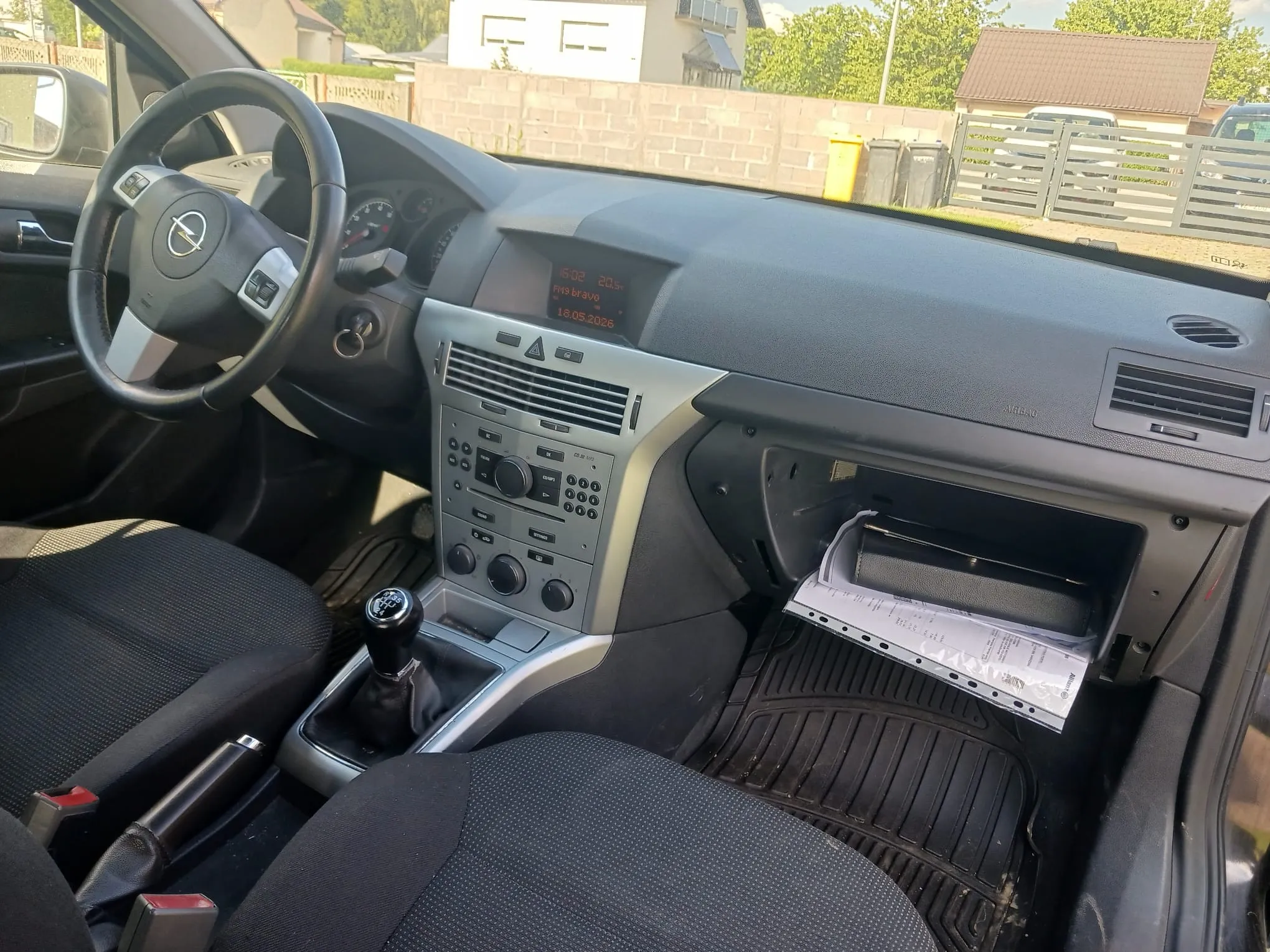 opel astra 1.6i 2009. benzin - slika 4