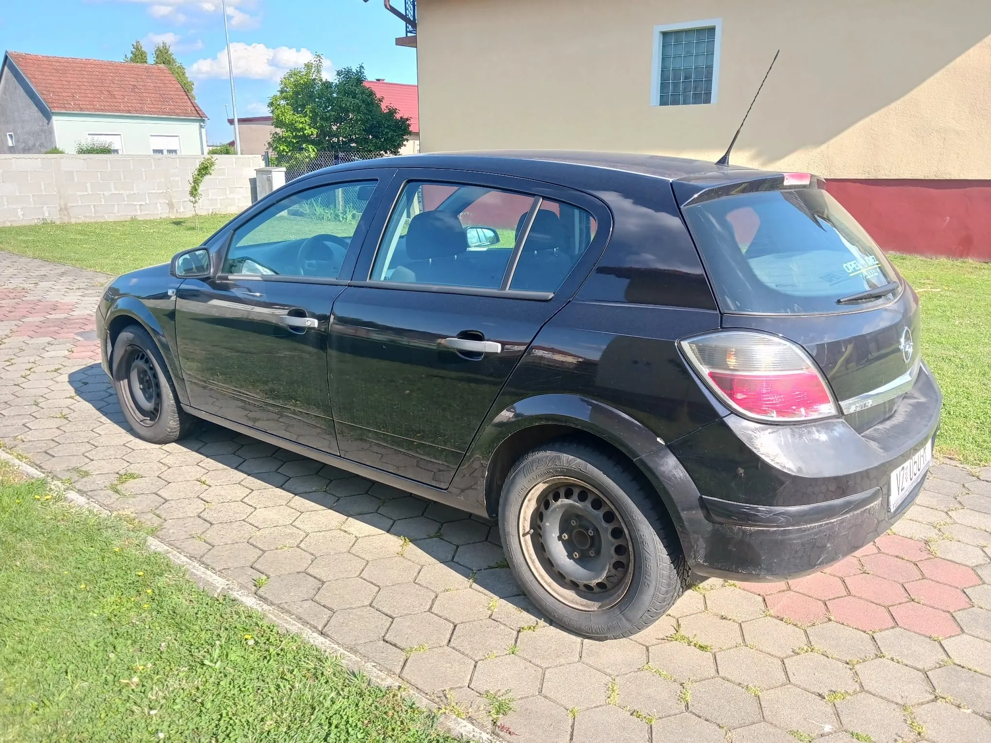 opel astra 1.6i 2009. benzin - slika 6