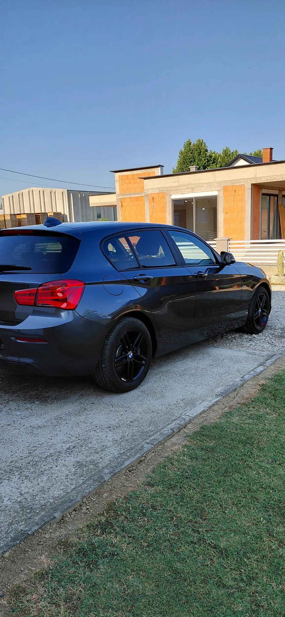 bmw 118d f21 sport line - slika 6