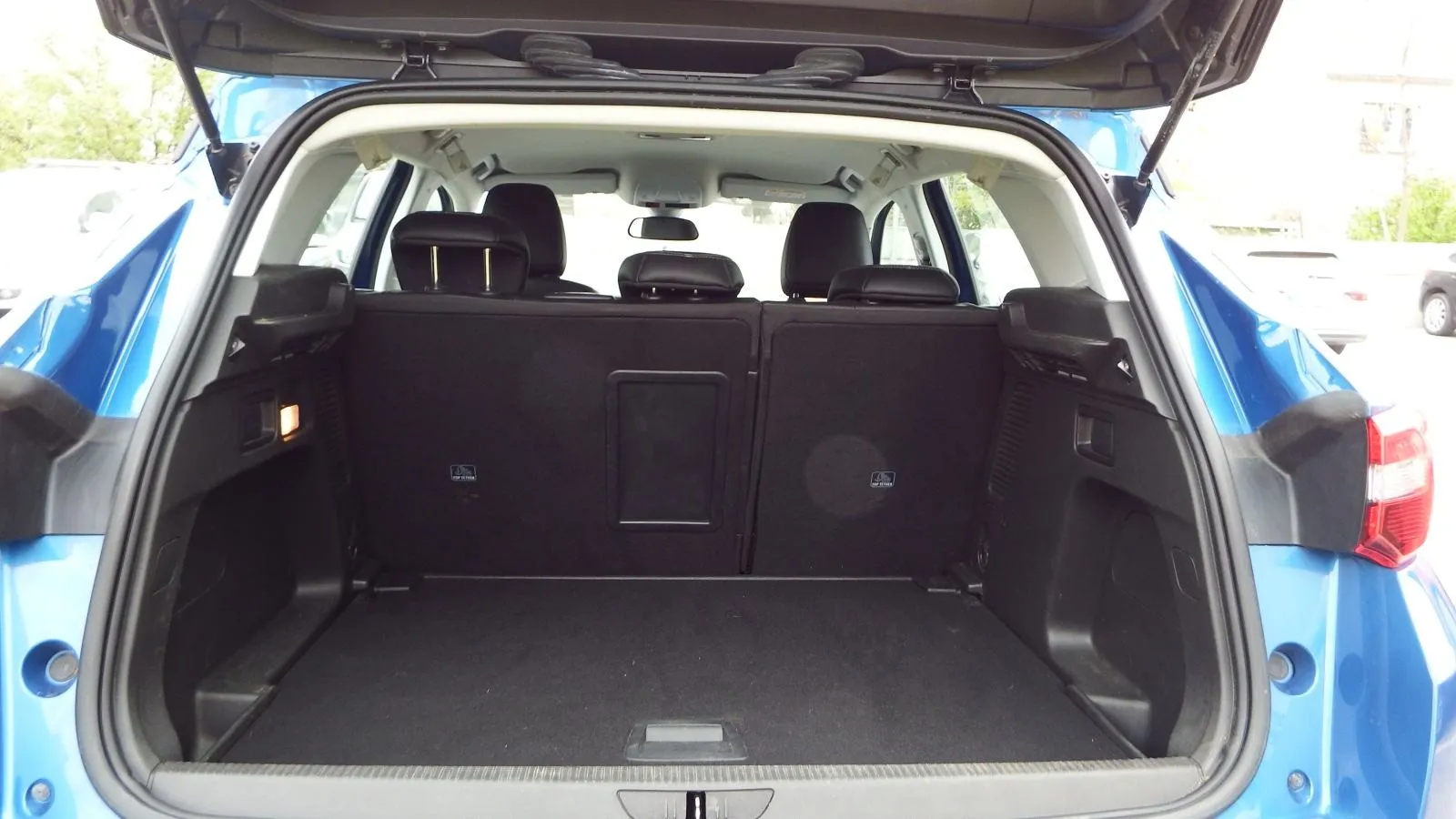 opel grandland 1.5 ctdi 130 ks, full oprema - slika 6