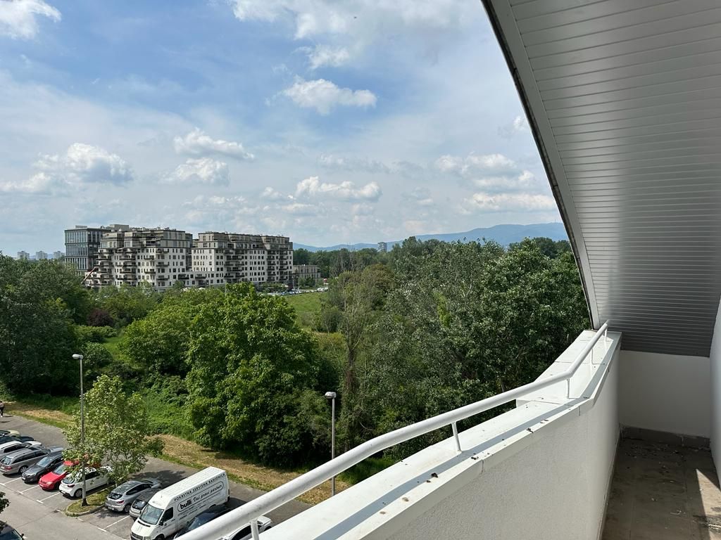 potkrovni stan s pogledom na bundek - slika 5