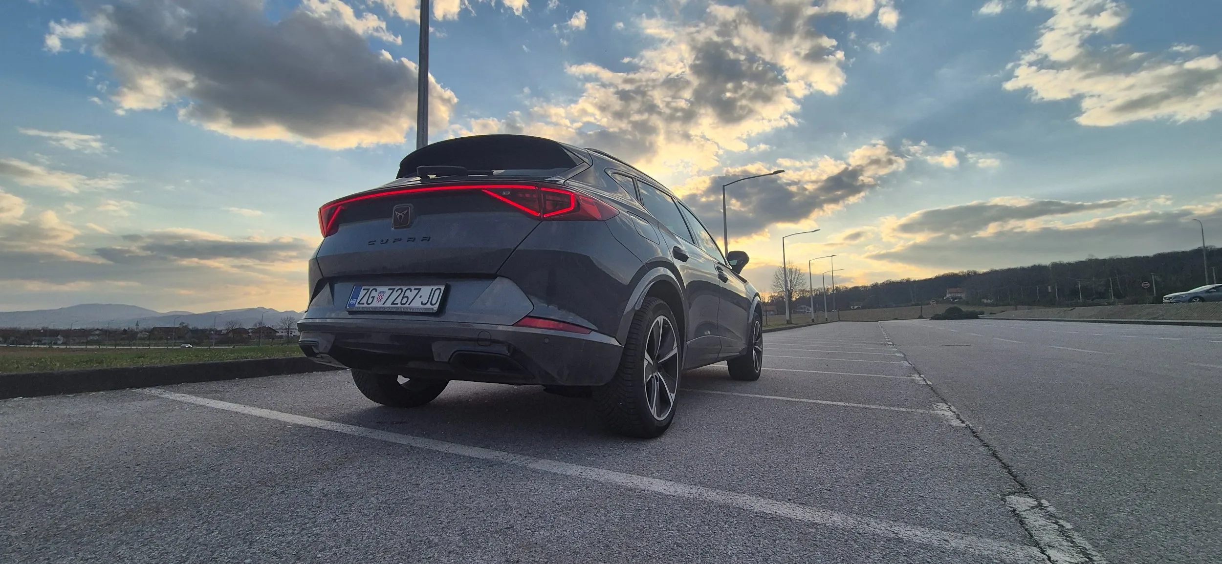 cupra formentor 2.0 tdi 150 ks – 2021. (model 2022.) puni kasko 08/27 - slika 16