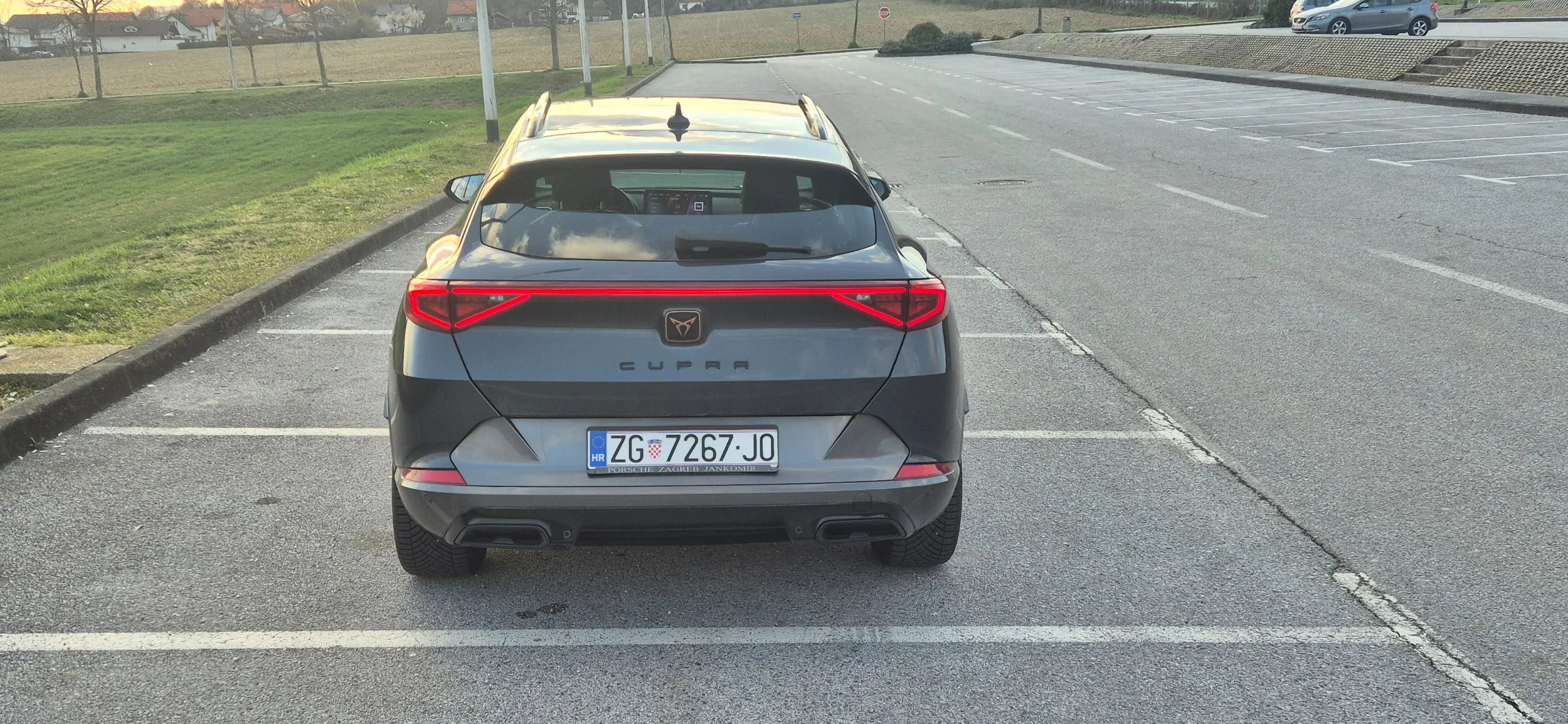 cupra formentor 2.0 tdi 150 ks – 2021. (model 2022.) puni kasko 08/27 - slika 6