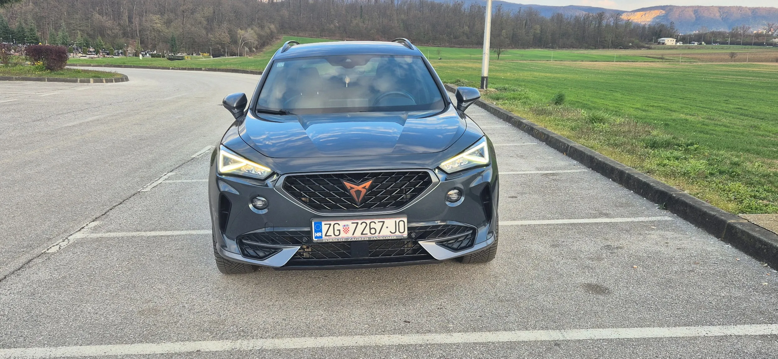 cupra formentor 2.0 tdi 150 ks – 2021. (model 2022.) puni kasko 08/27 - slika 9