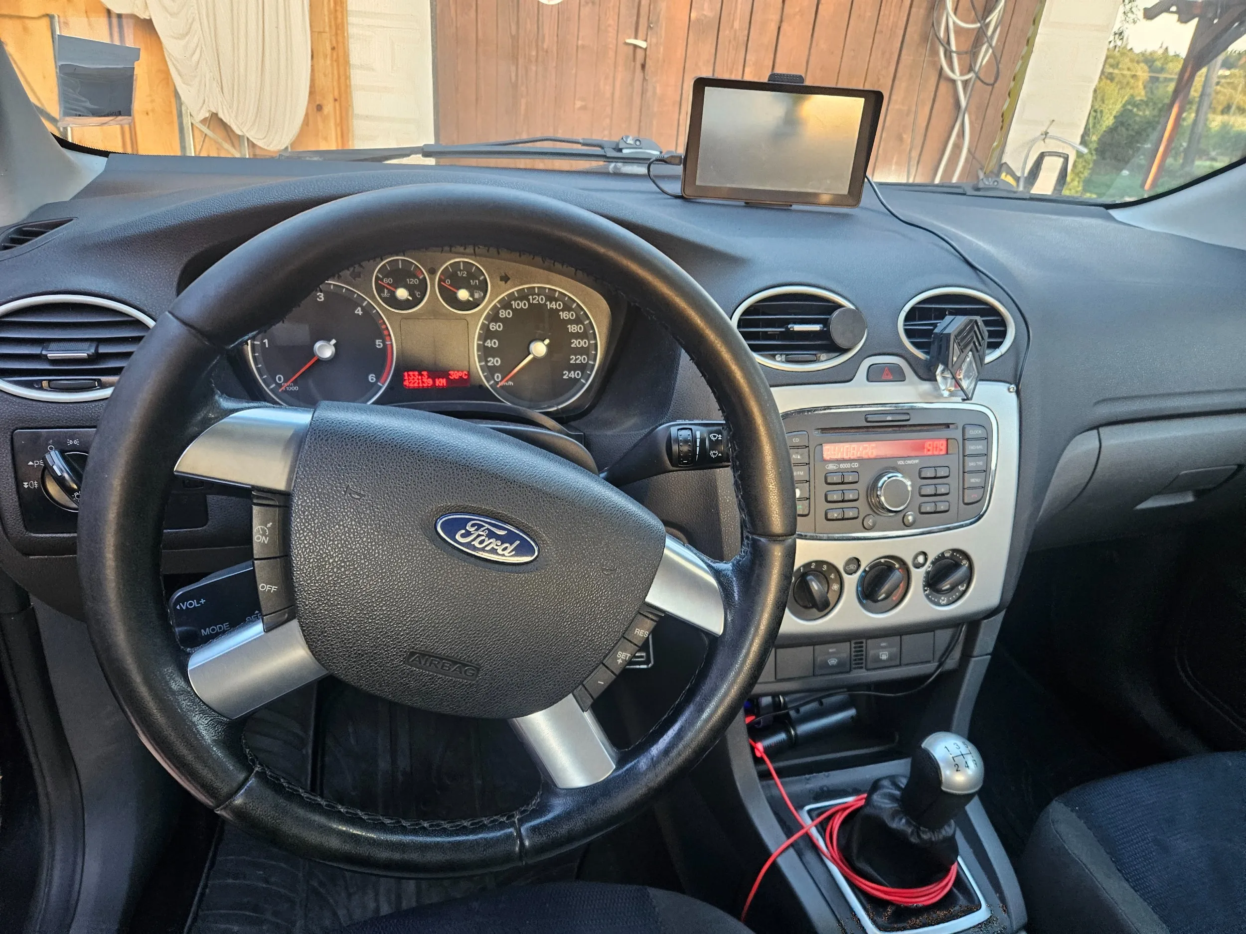 ford focus 1.6 tdci registriran godinu dana - slika 3