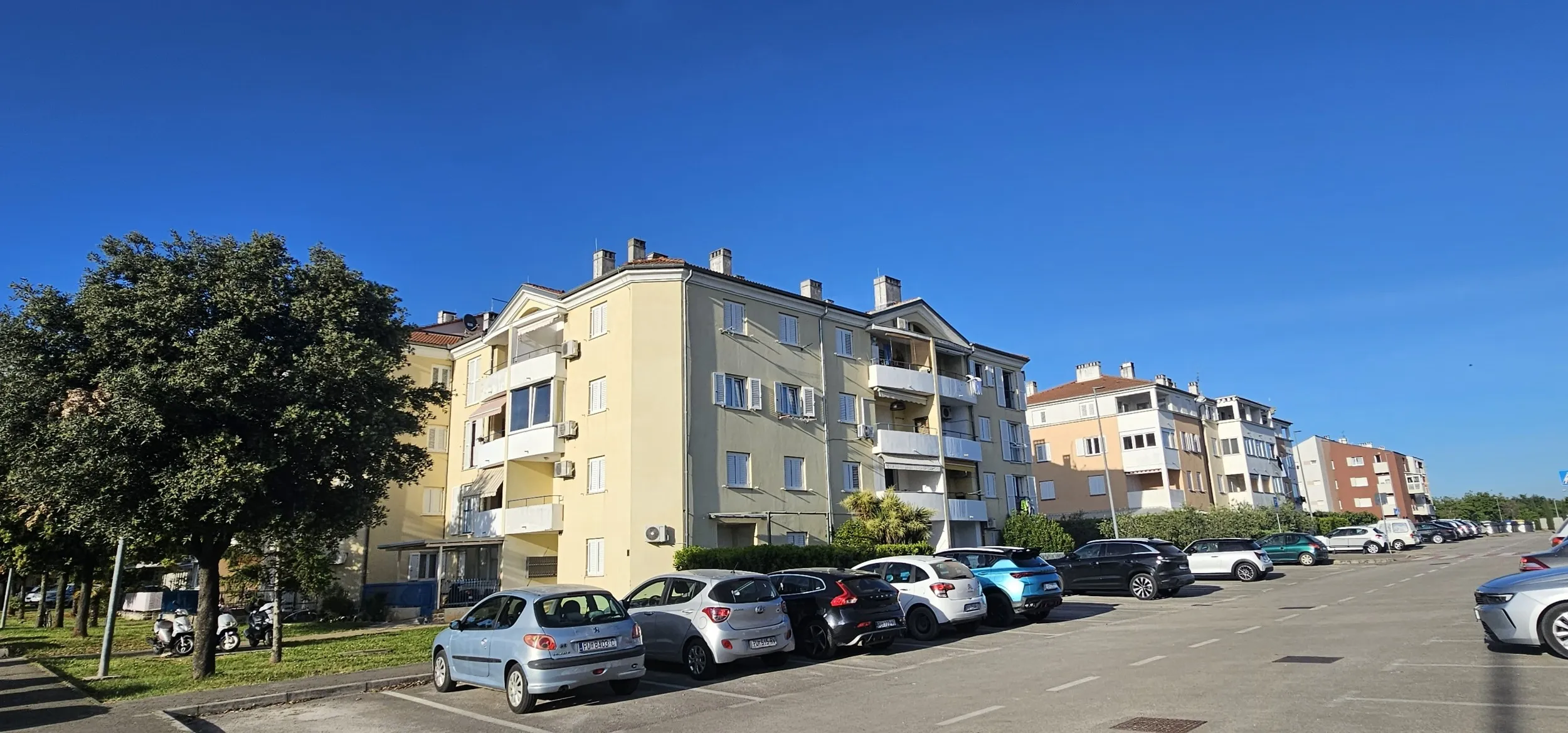 umag, nadomak centara , moela , blizina mora i plaže - slika 2