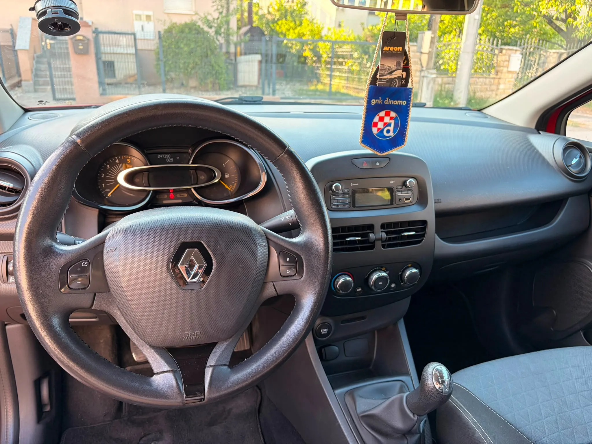clio 4 diesel - slika 7