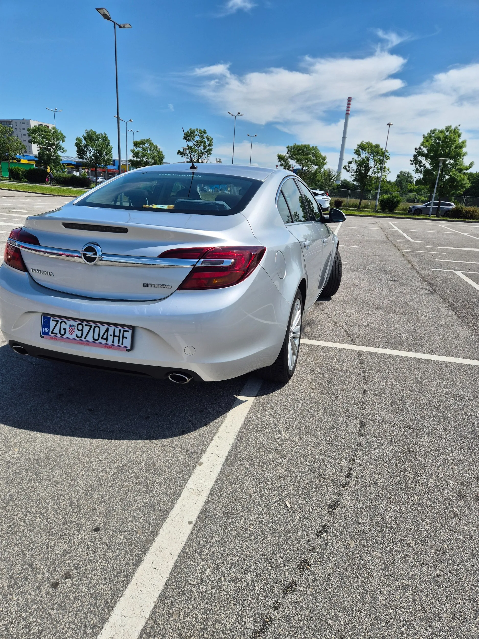 opel insignia 2.0cdti biturbo automatik - slika 4