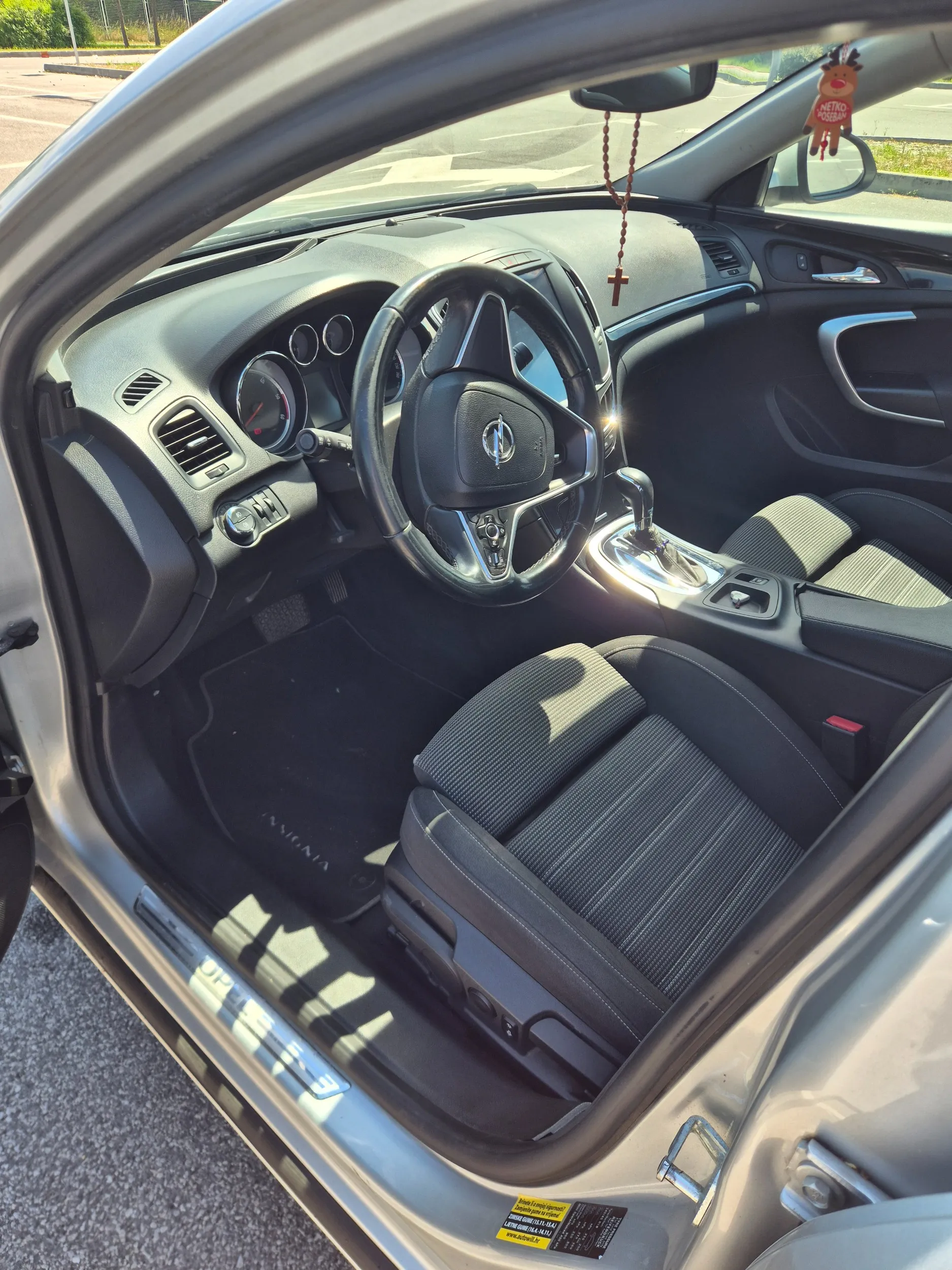 opel insignia 2.0cdti biturbo automatik - slika 3