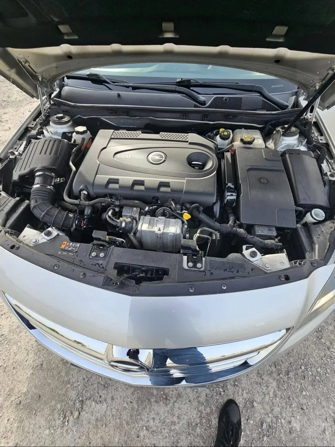opel insignia 2.0cdti biturbo automatik - slika 11