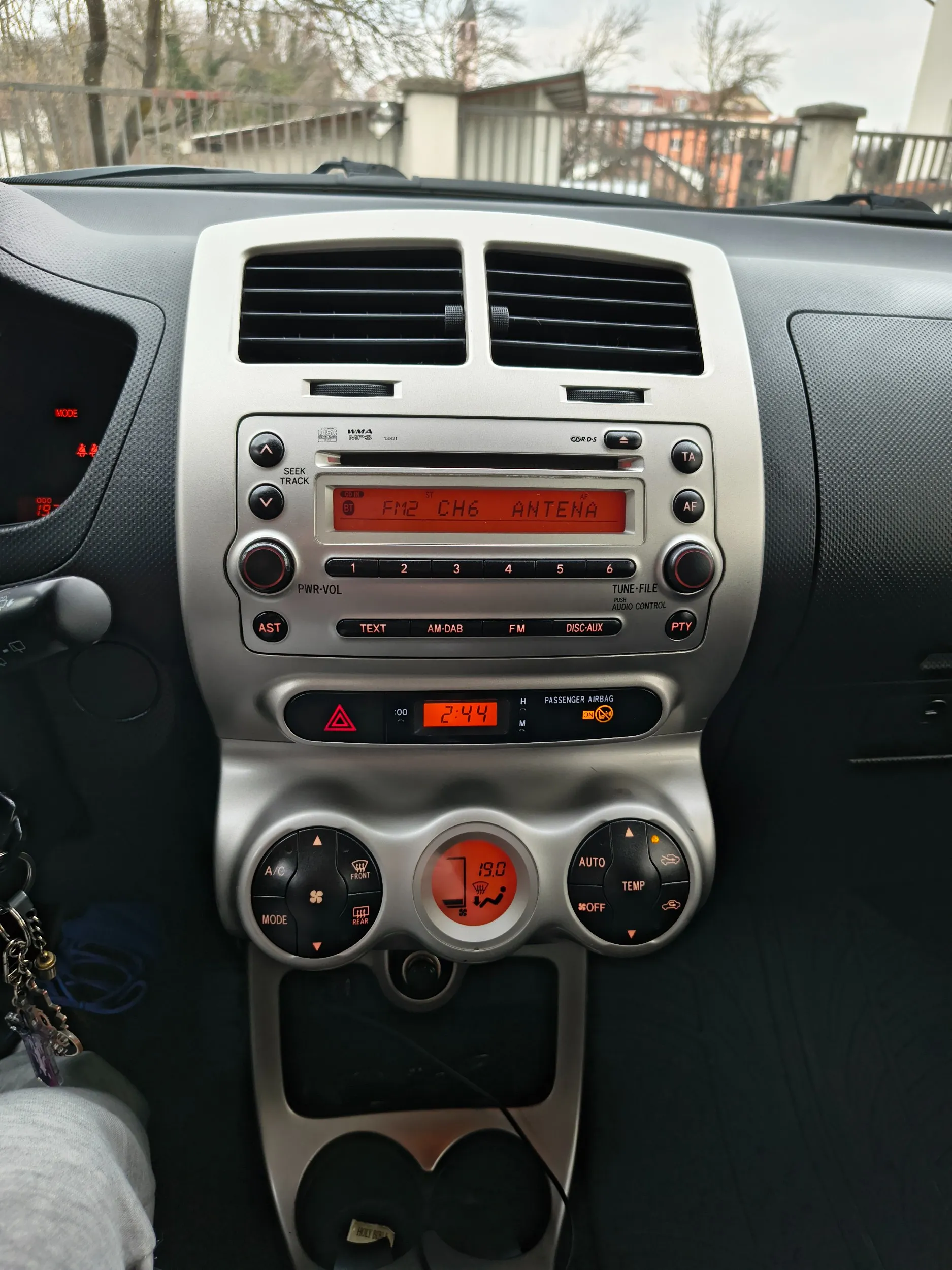 toyota urban cruiser - slika 3