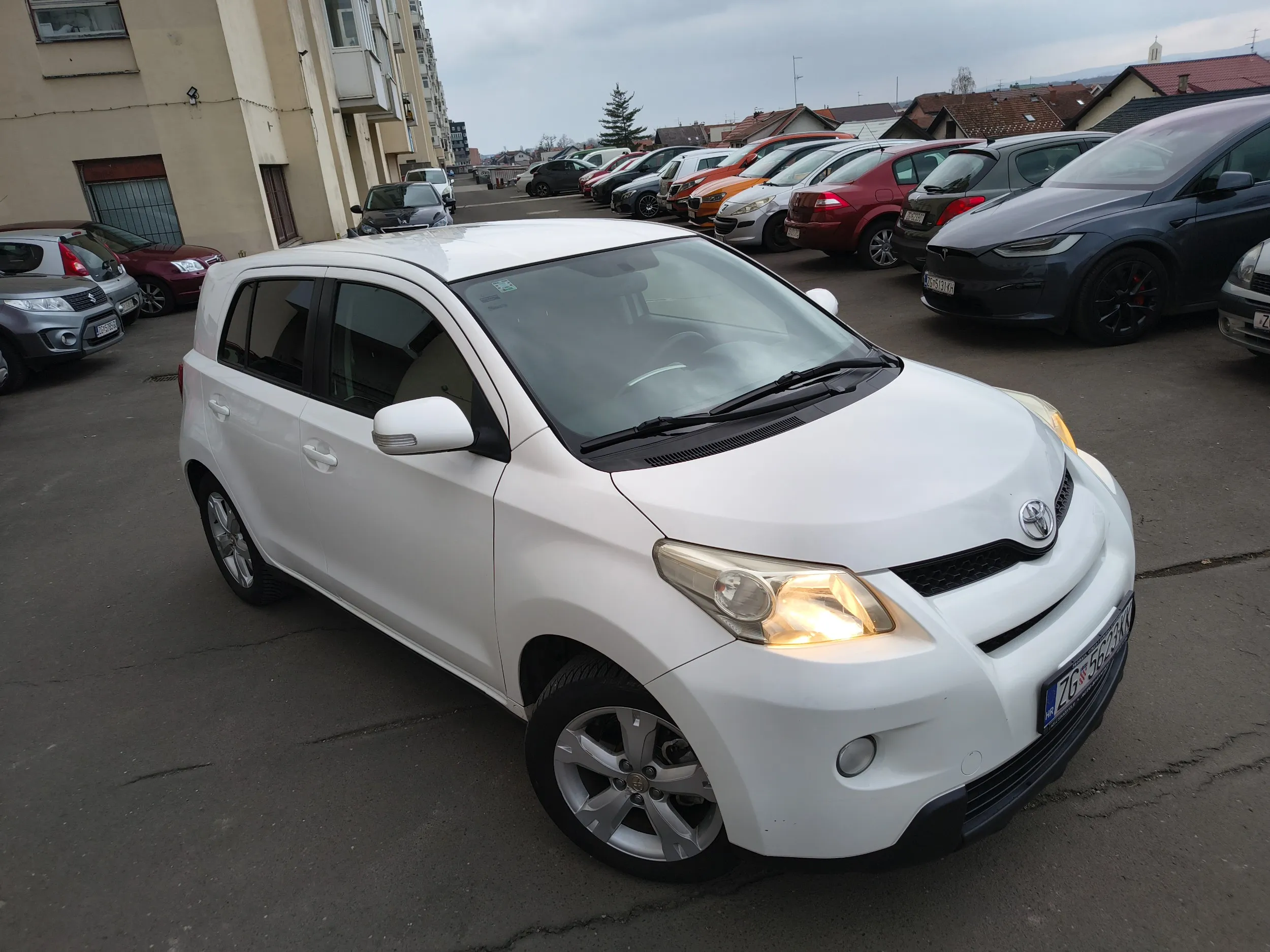 toyota urban cruiser - slika 4