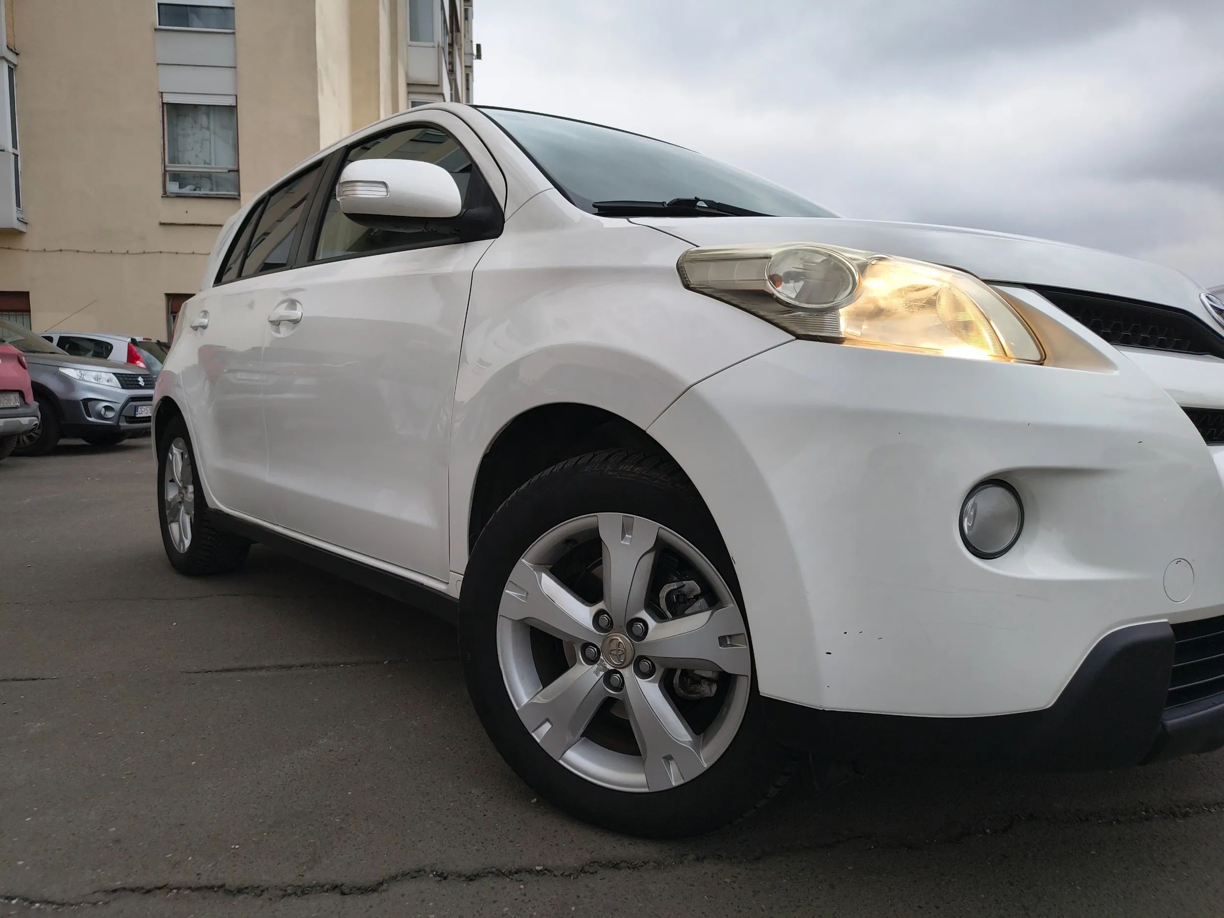toyota urban cruiser - slika 5