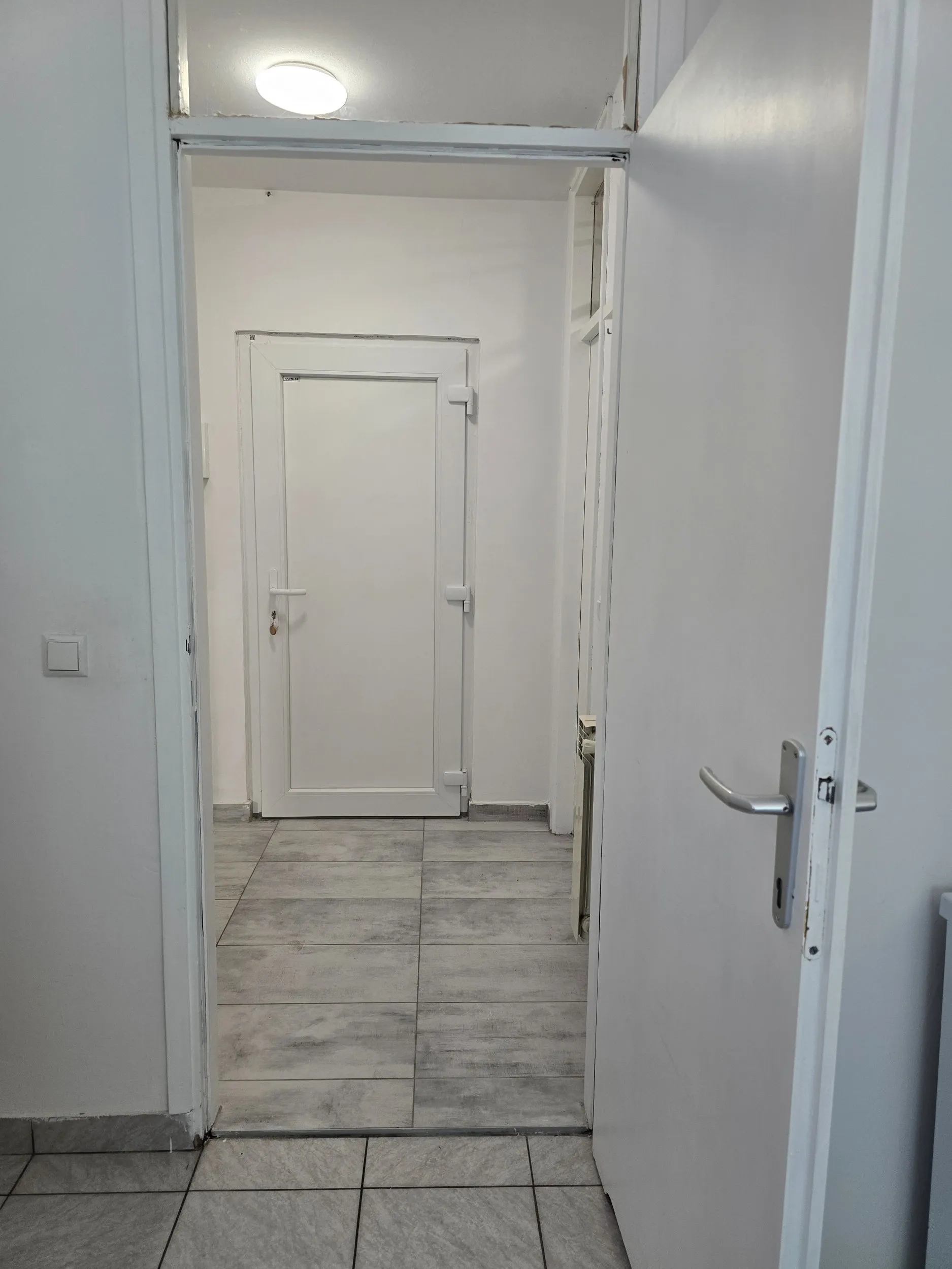 stan na prodaju 37.65m2 - slika 16