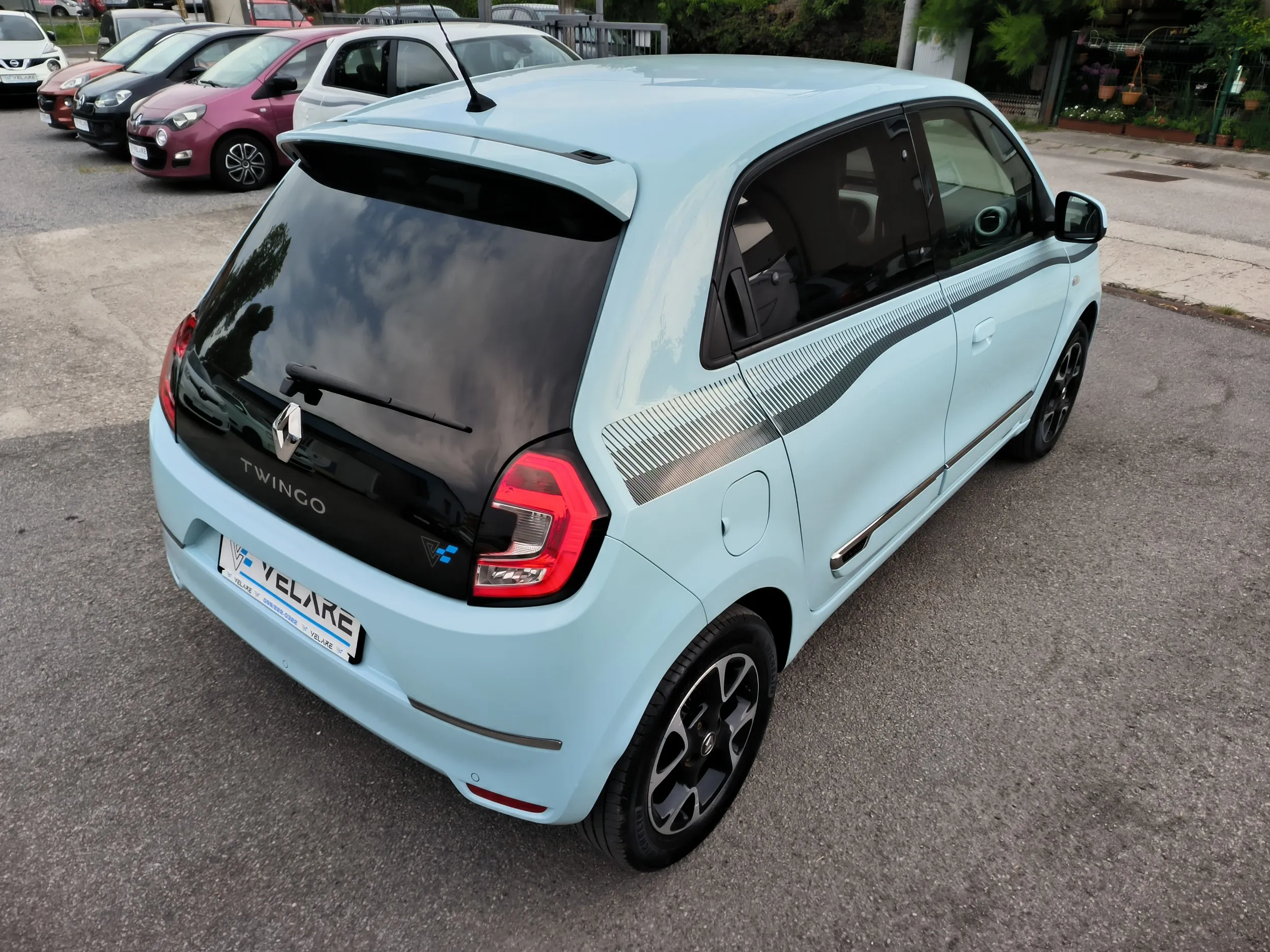 renault twingo 1.0 intens, servisna, jamstvo, reg. 1 godinu - slika 10
