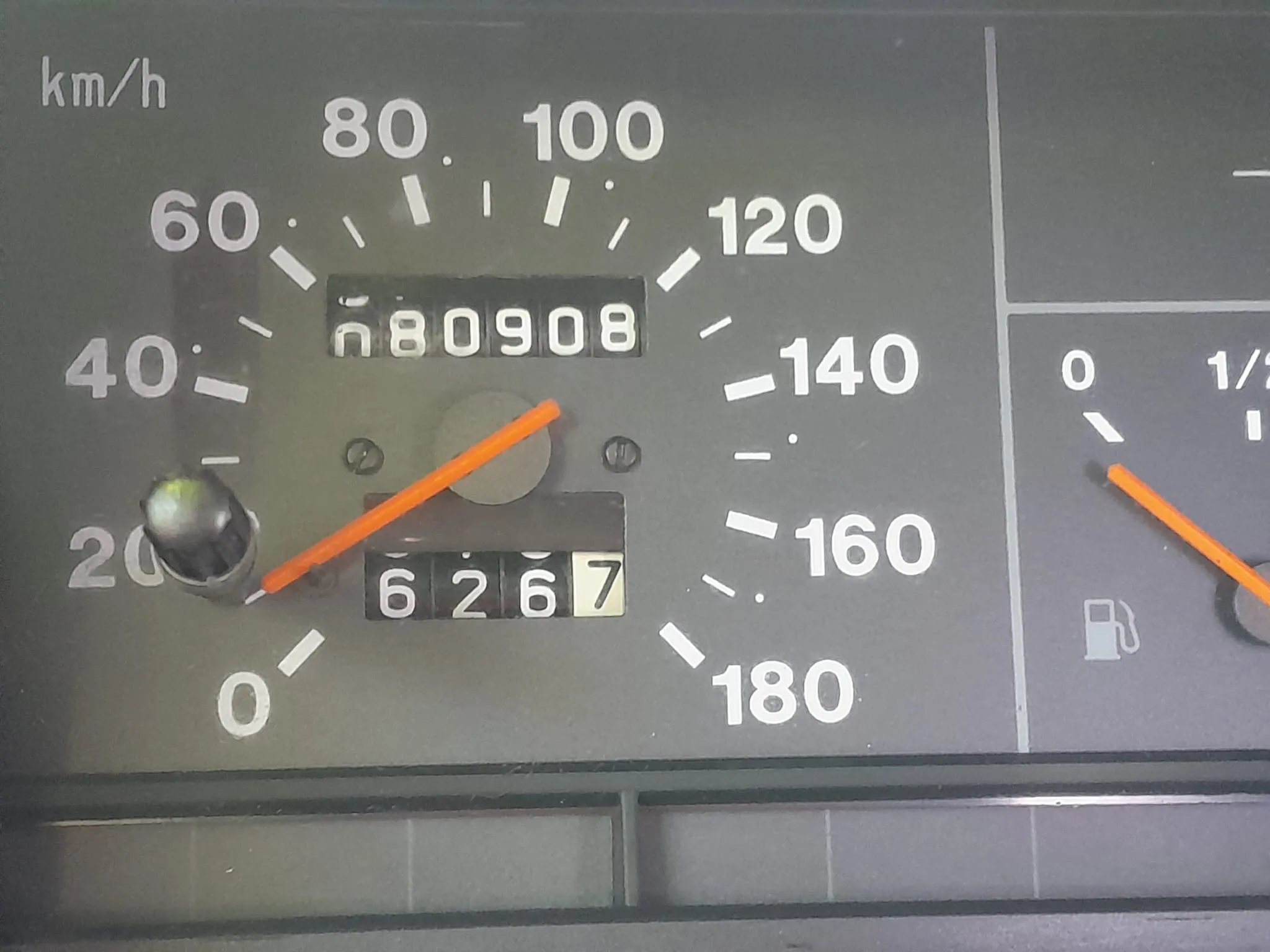 lada niva 1.7 i lpg reg 11/2026 - slika 5