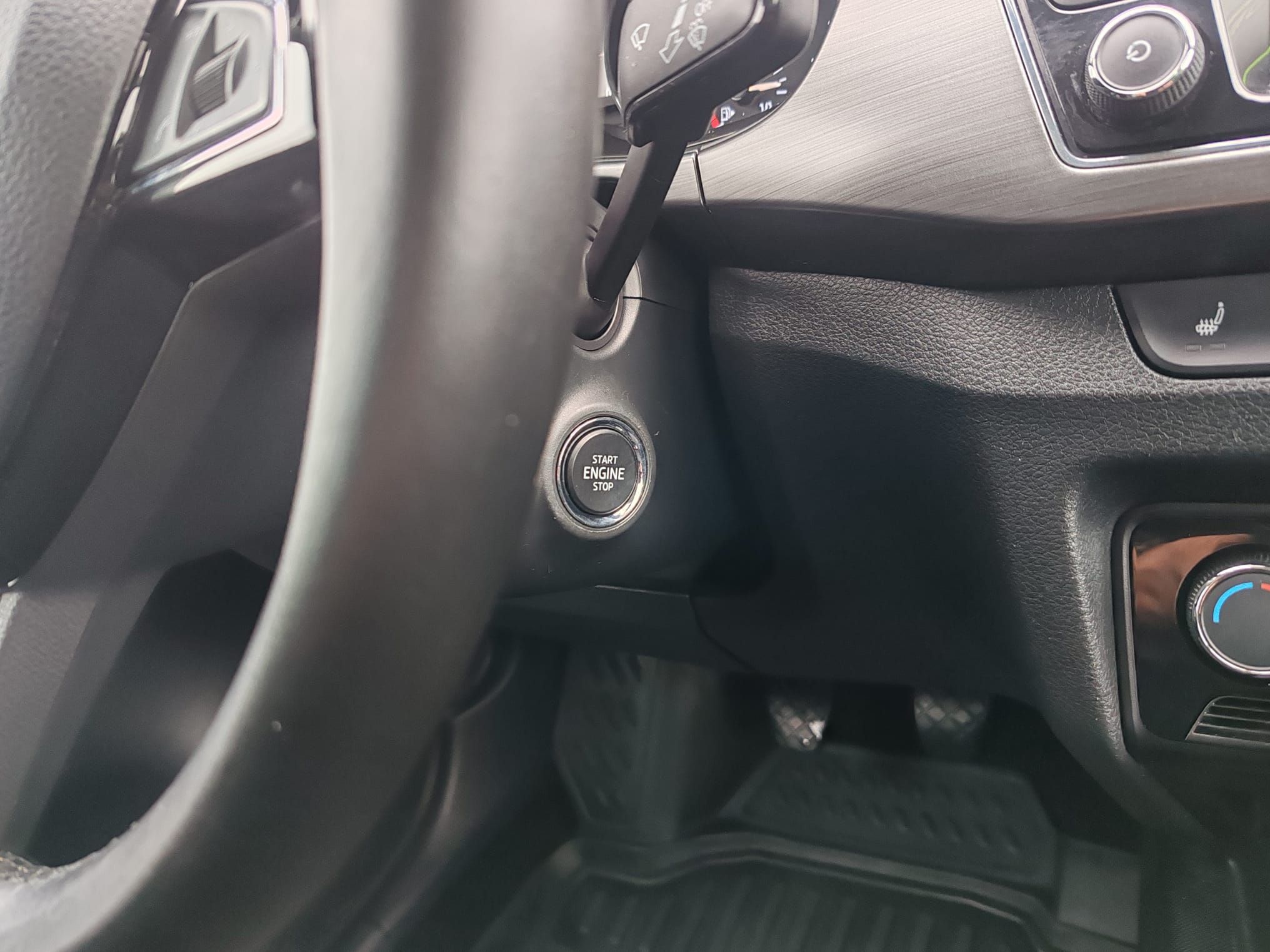 škoda fabia combi 1,4 tdi , 2015 g. 179000 - slika 16