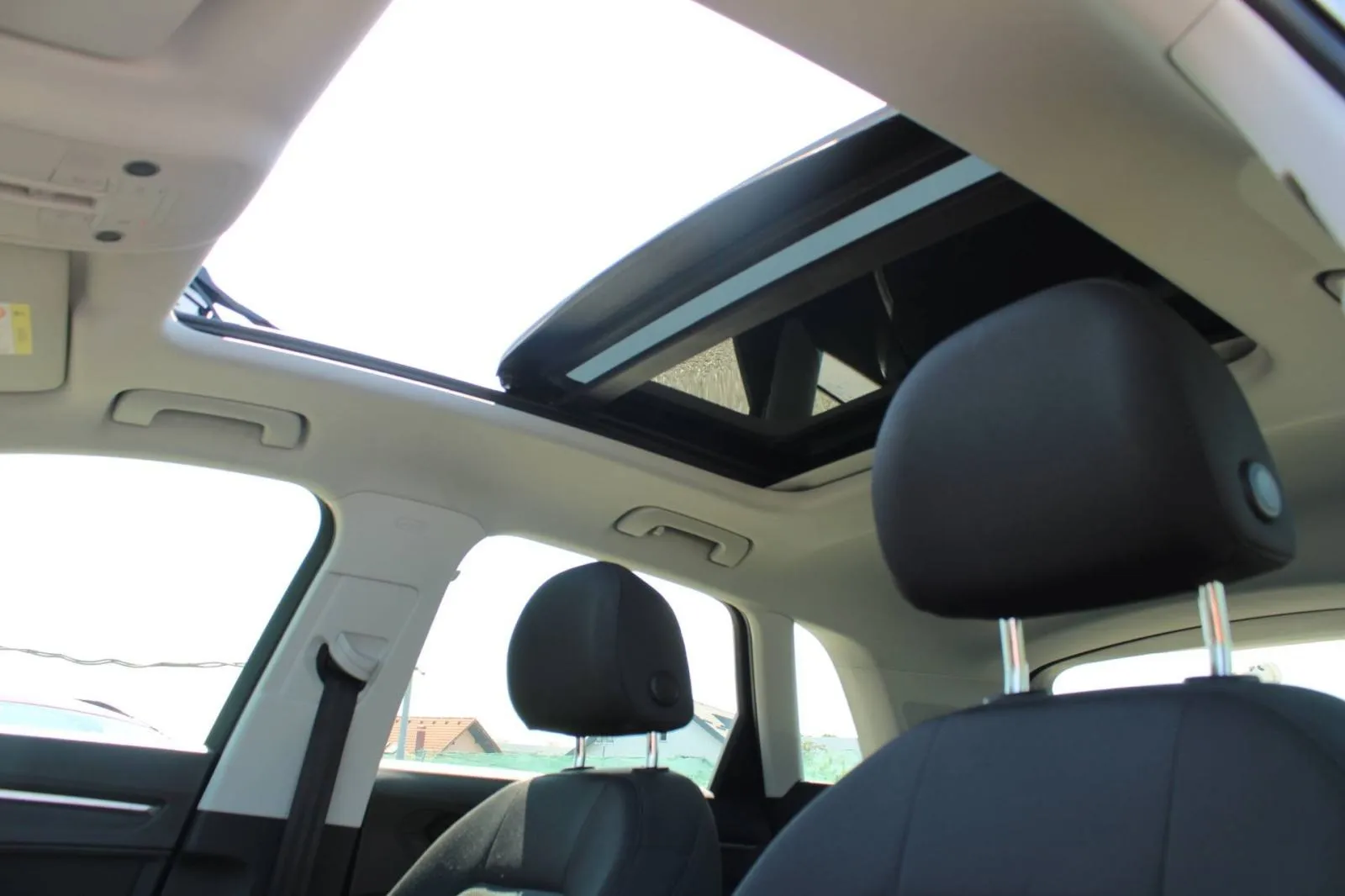 audi q3 35 tfsi automatik *panorama, led, navigacija, kamera* - slika 12