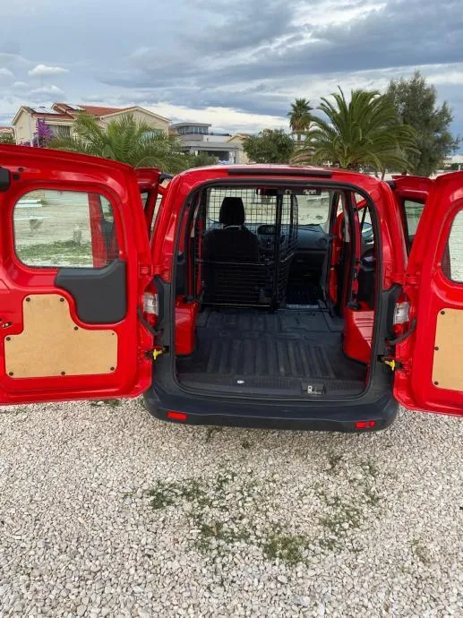 ford transit courier | dupla bočna vrata *oglas iz usluge*, 2014 god. - slika 8