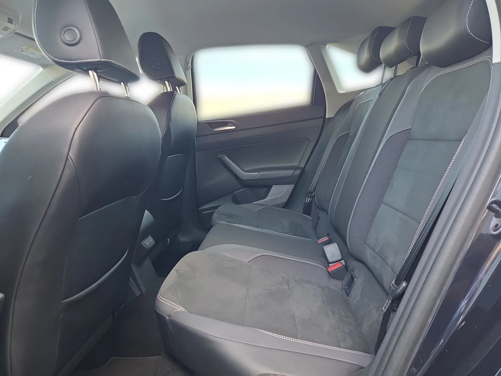 volkswagen taigo style 1.5 tsi 110kw dsg - slika 11