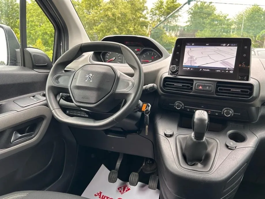 peugeot rifter 1,5 bluehdi 2020.,7-sjedala, navi, park senz, tempomat - slika 11