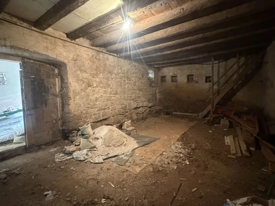 prodaja, beram, autohtona kamena kuća cca 220 m² za adaptaciju, ko-125 - slika 11