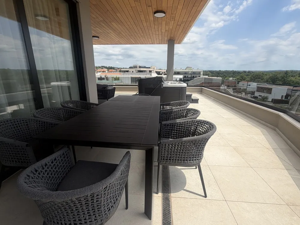 penthouse u blizini santa marine, potpuno opremljen, 202 m2, so-075 - slika 11