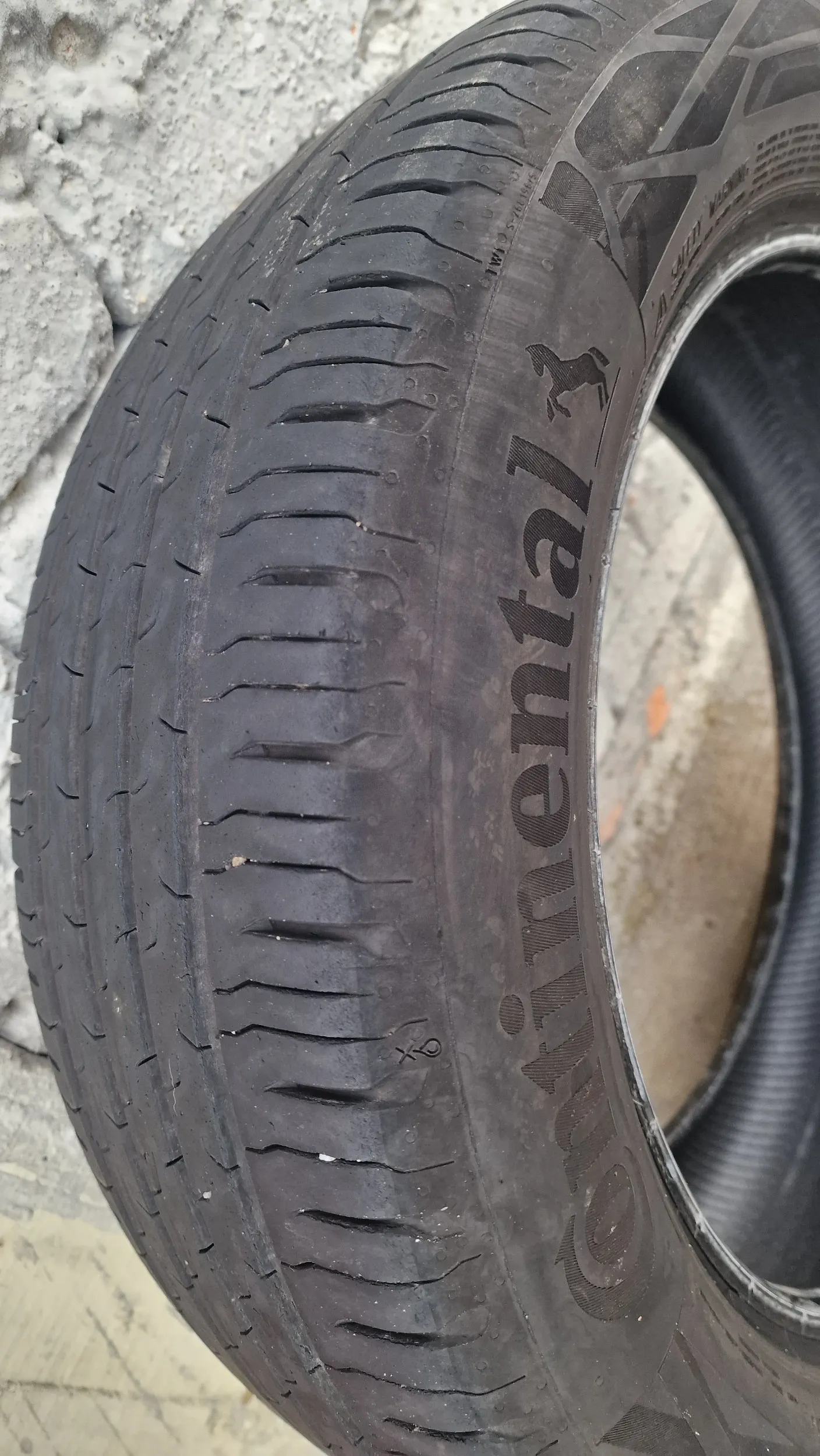 prodajem ljetne gume goodyear - slika 1