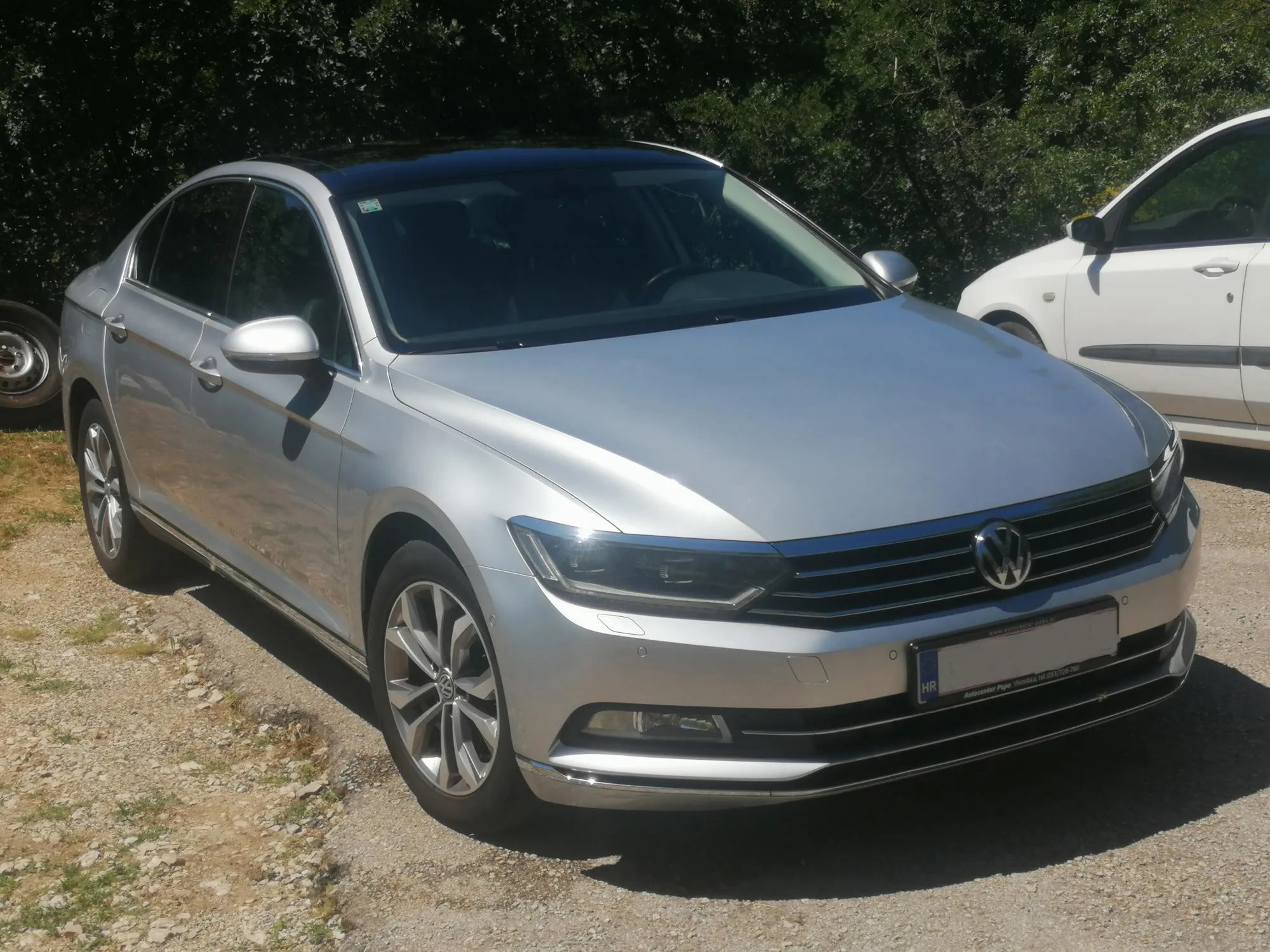 passat 1.6tdi highline,virtual cockpit,360 senzori,koža,panorama,led - slika 13