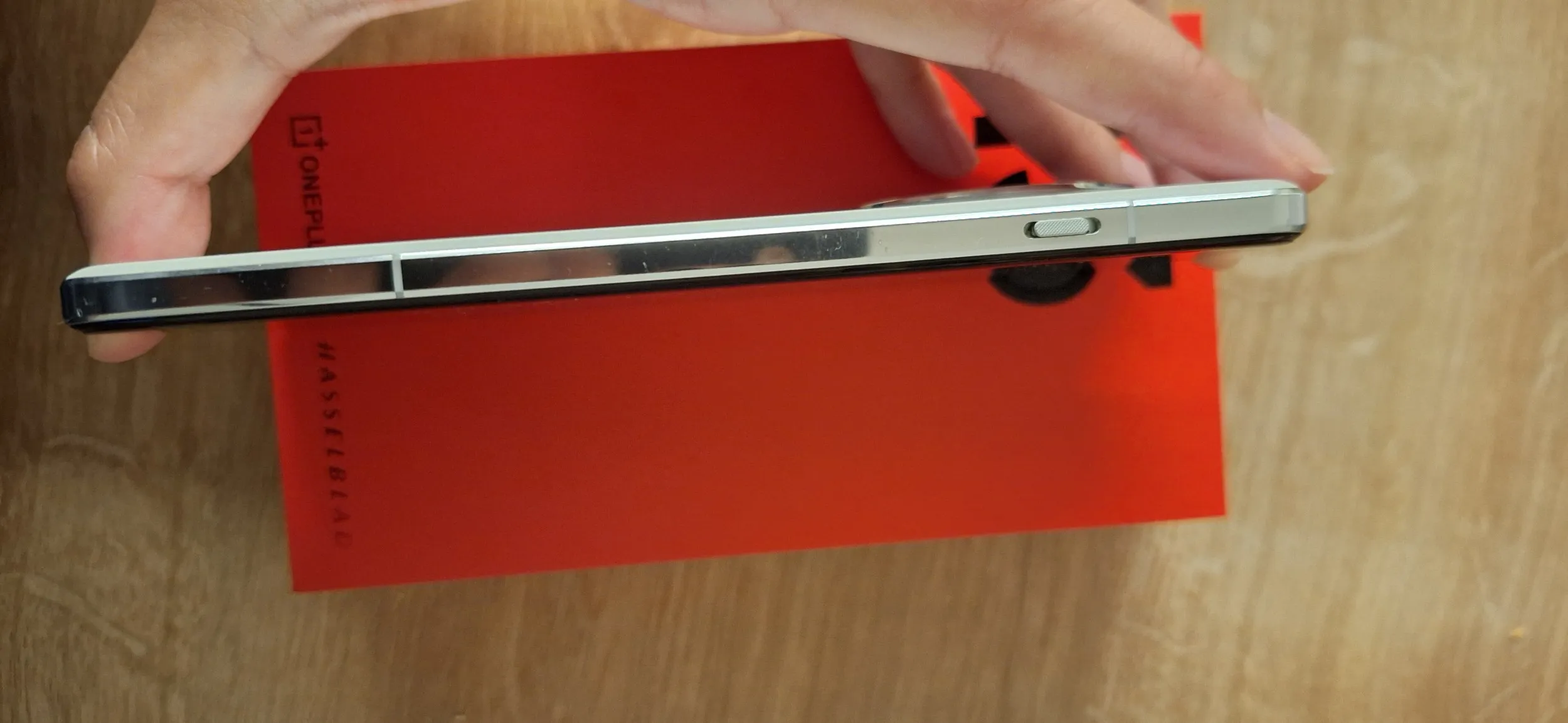oneplus 13 16/512 gb bijeli - slika 4
