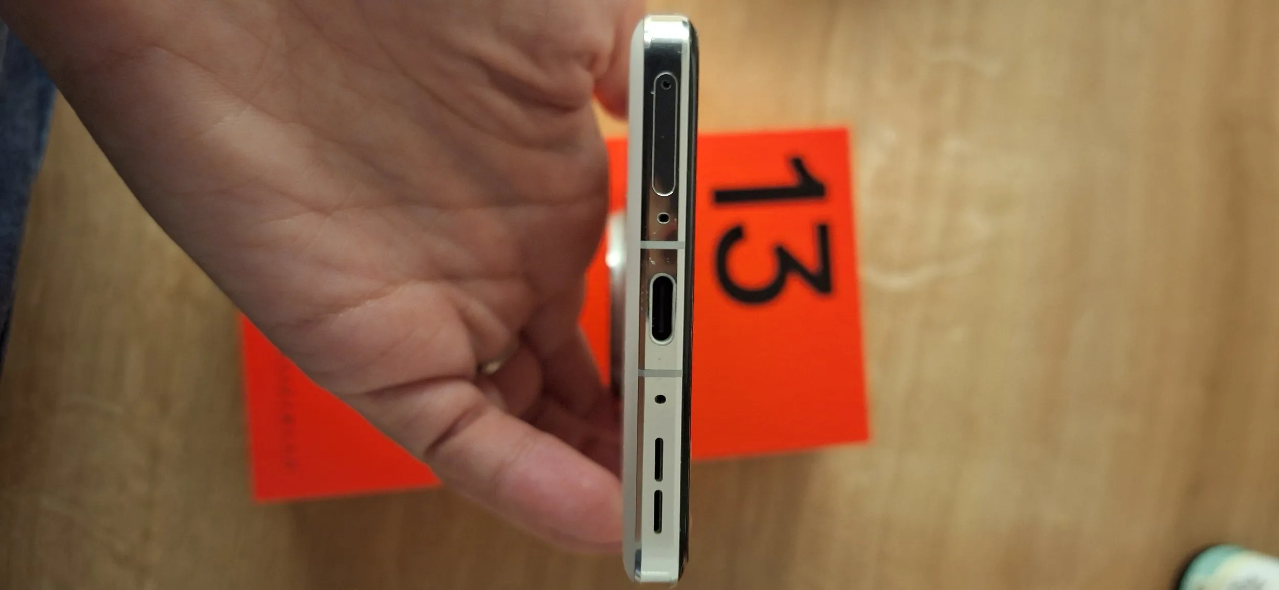 oneplus 13 16/512 gb bijeli - slika 5