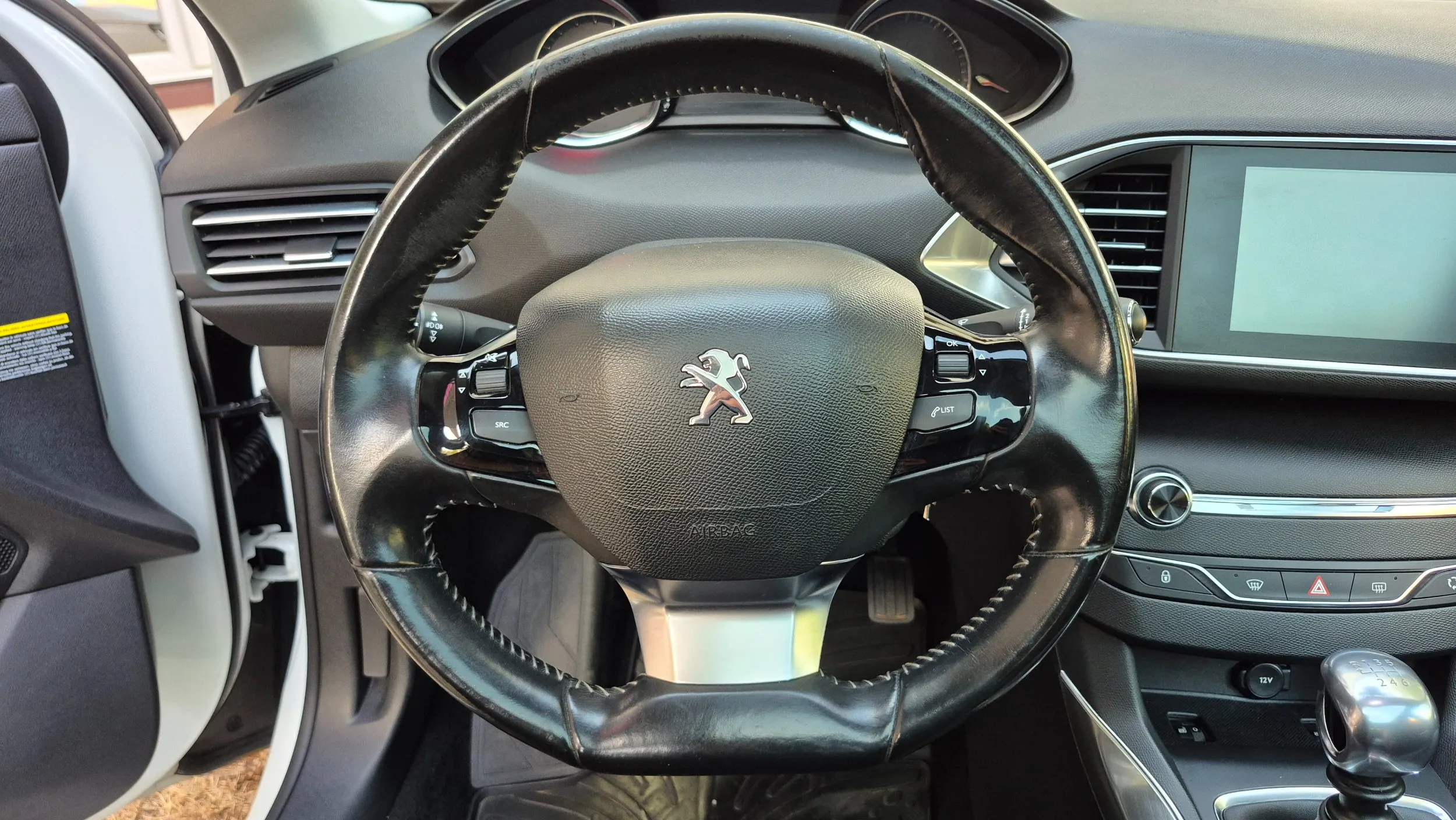 peugeot 308 1.6 thp allure 156 ks – 2013. – panorama – navigacija - slika 12