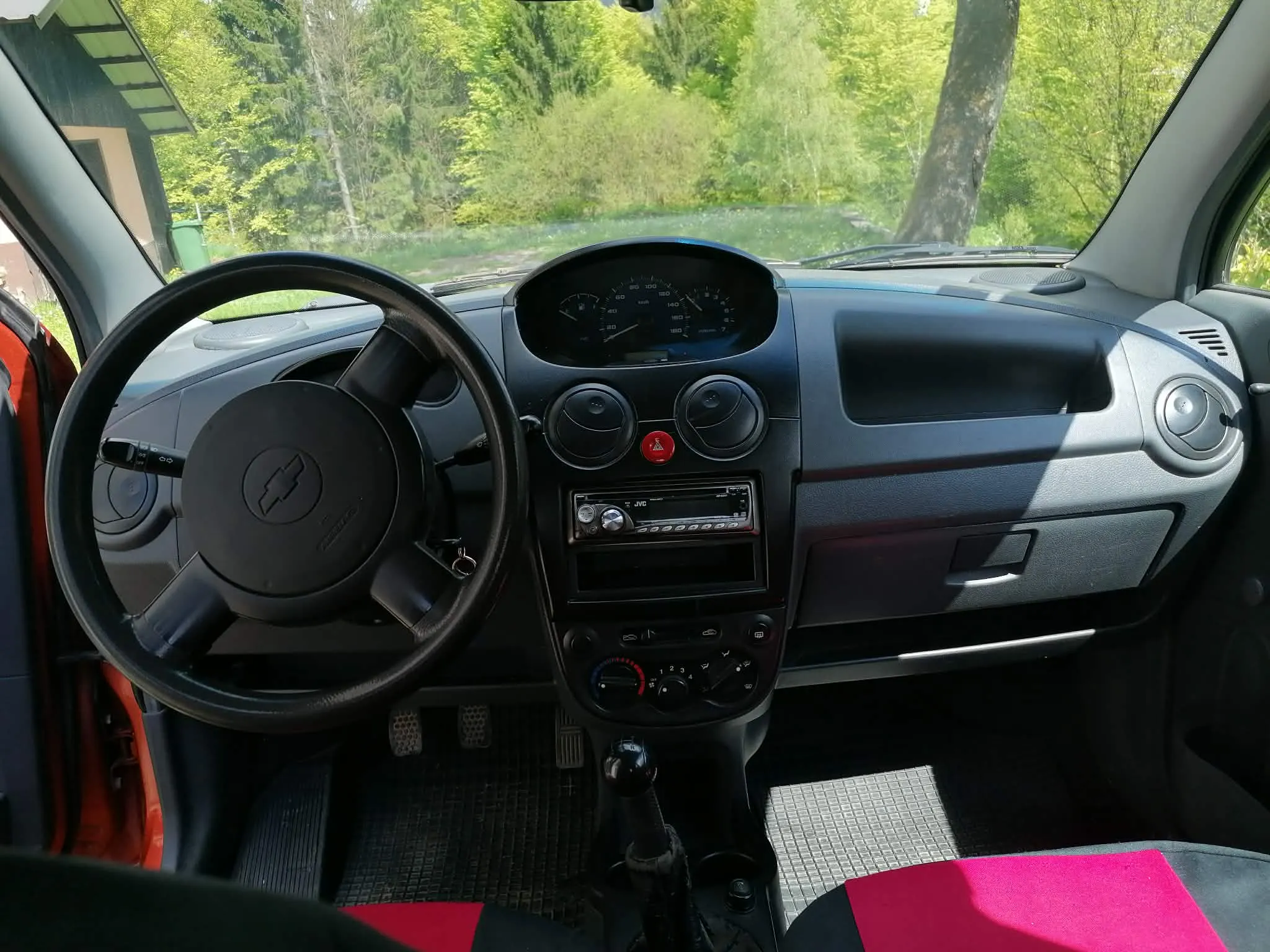 chevrolet sparkt - slika 8