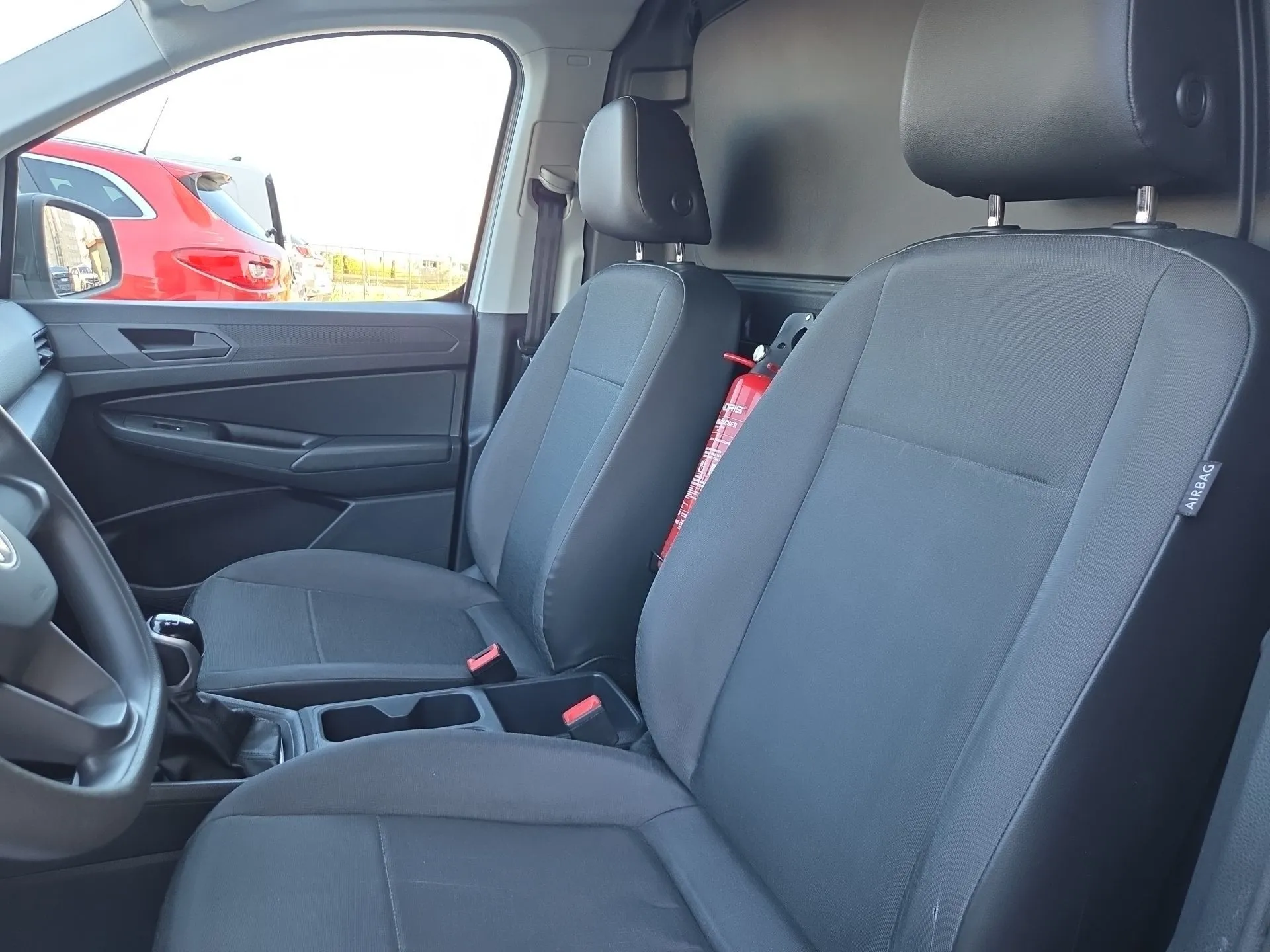 volkswagen caddy 2.0 tdi 75kw 15150+pdv - slika 13