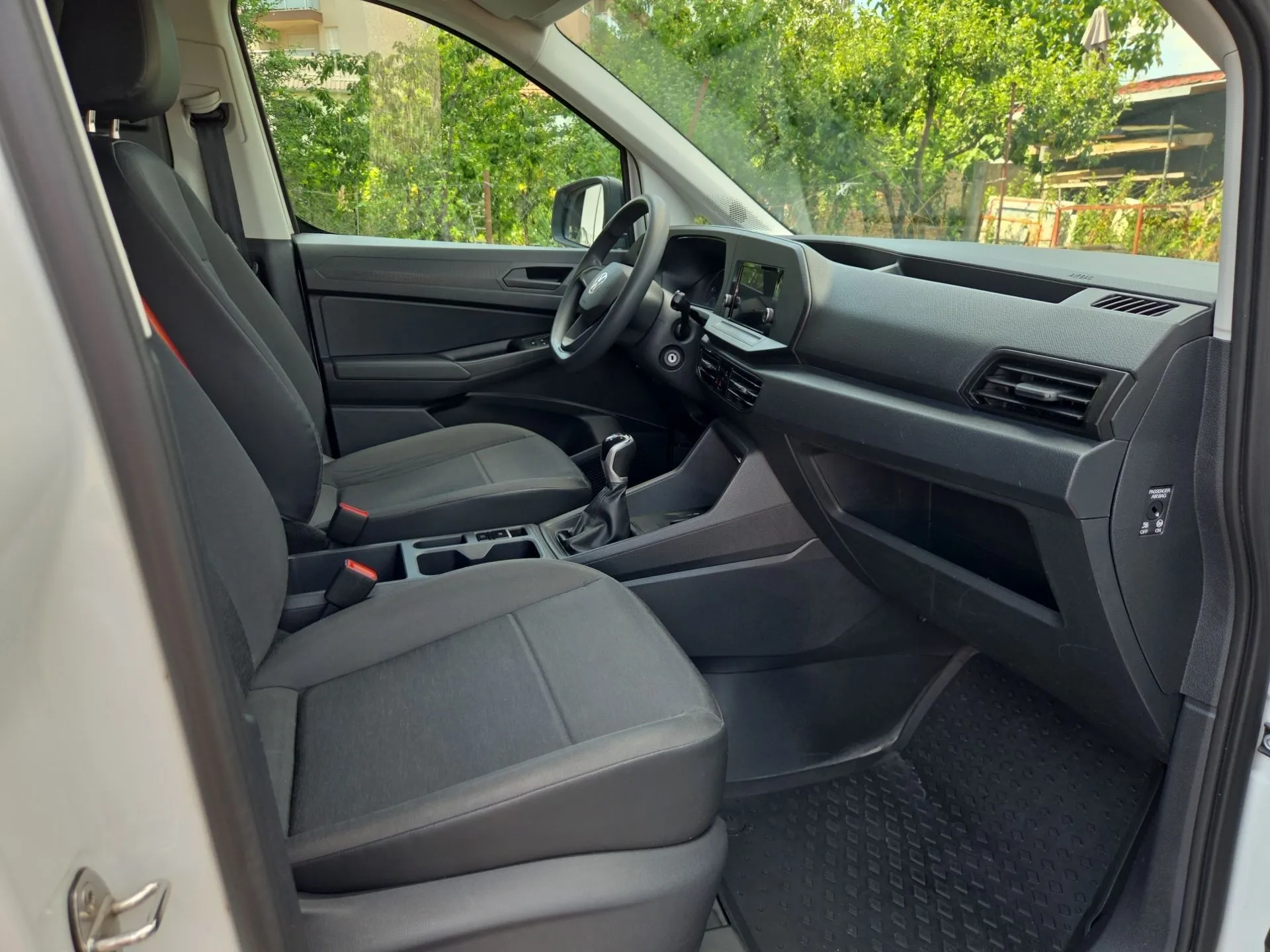 volkswagen caddy 2.0 tdi 75kw 15150+pdv - slika 12